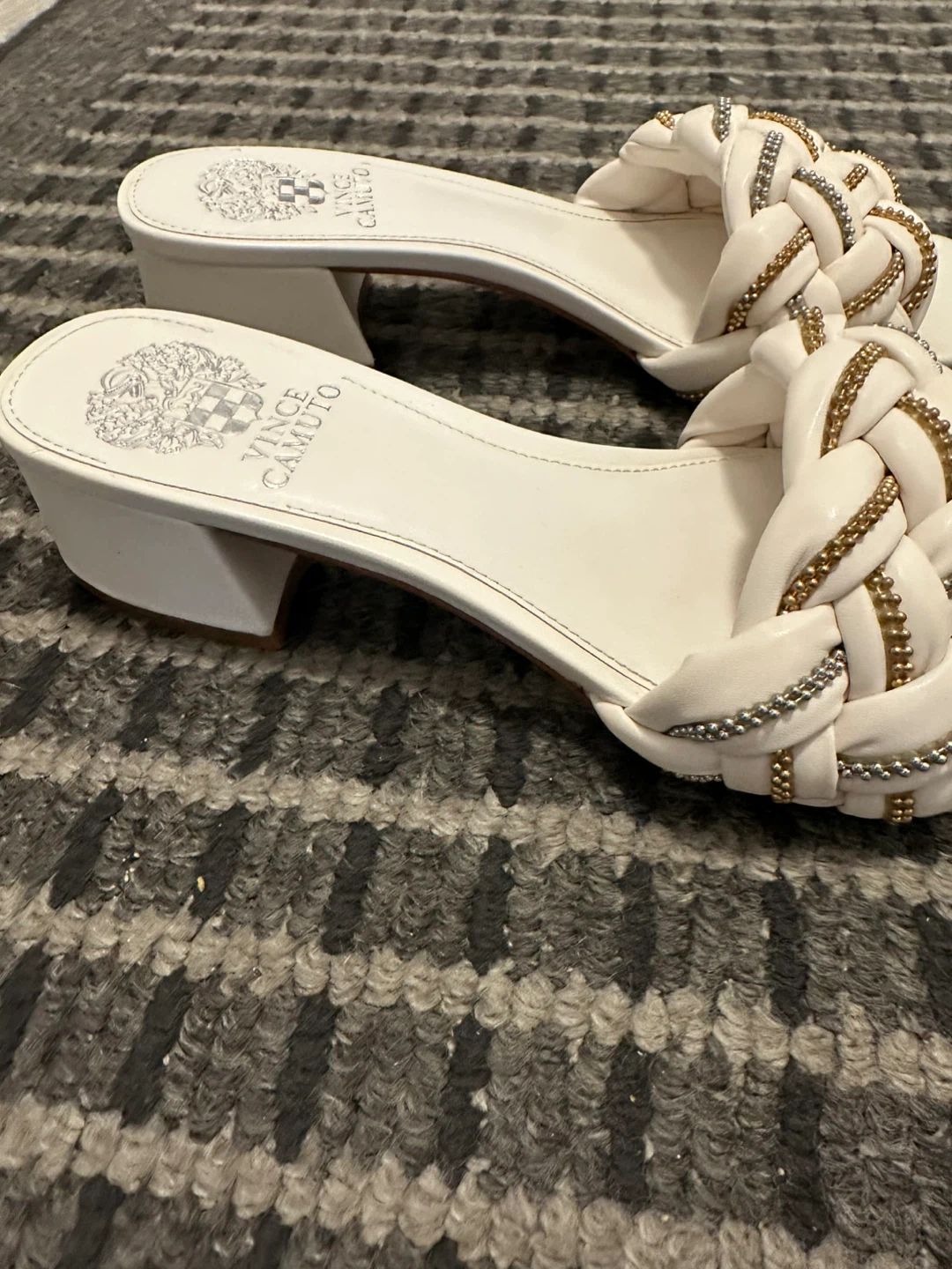 *New* Vince Camuto Heels - Size 8 - photo 2