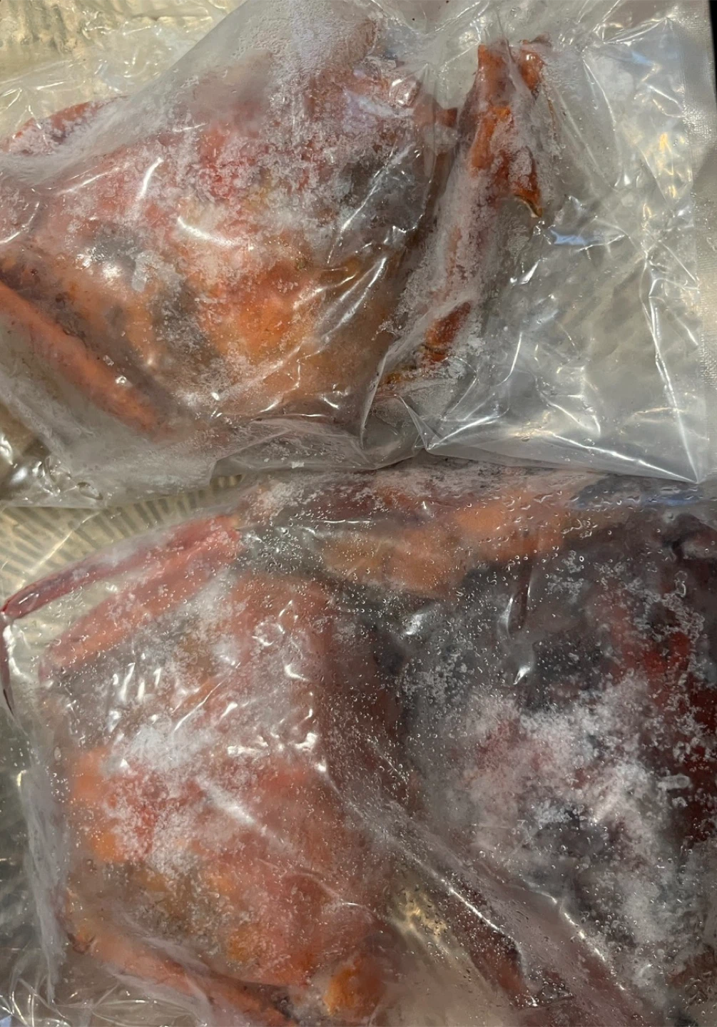 Box of food with 3 Frozen Crab - photo 3