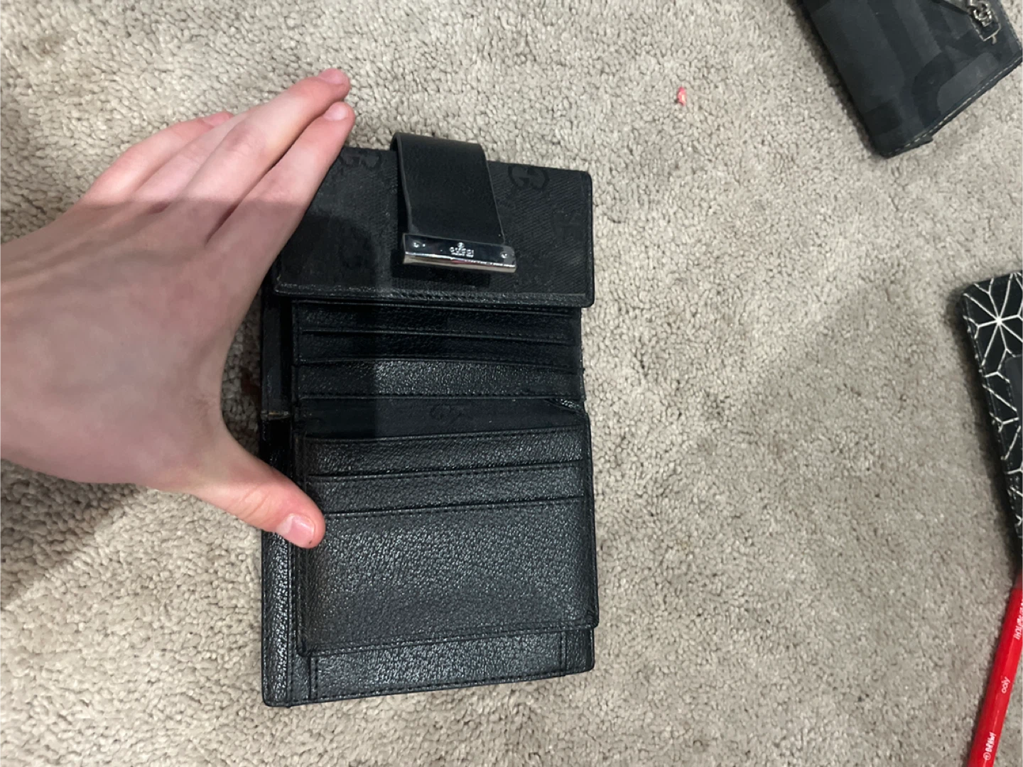 Black Gucci Bifold Wallet - photo 4