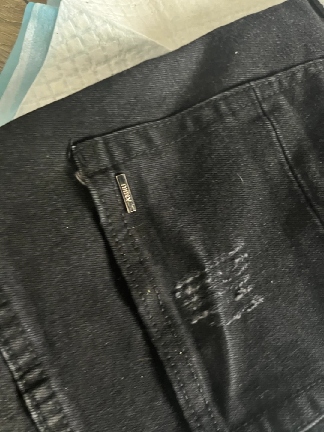 AMIRI Black Distressed Logo Jeans - photo 4
