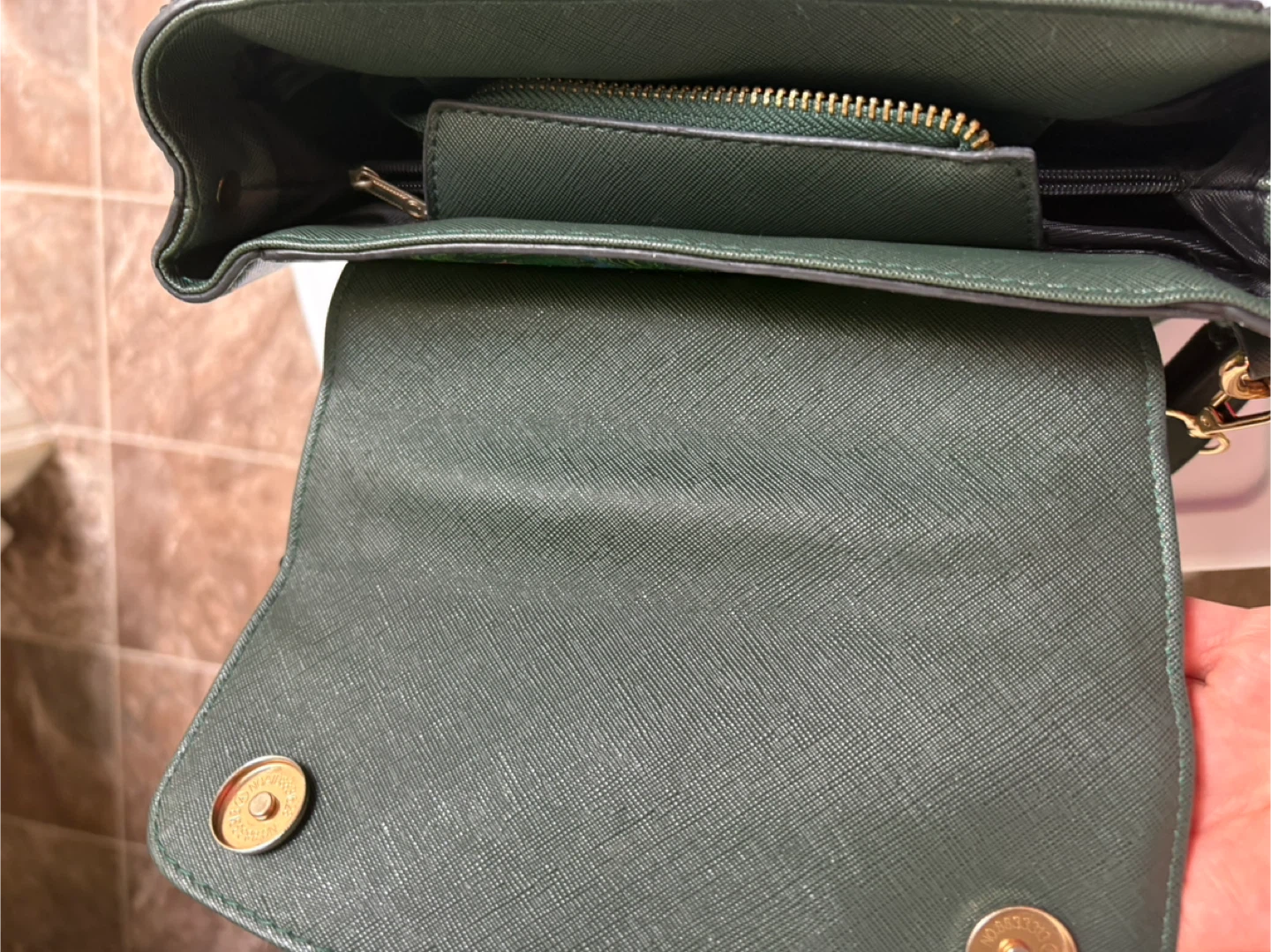 Green Artful Faces Crossbody Handbag - photo 4