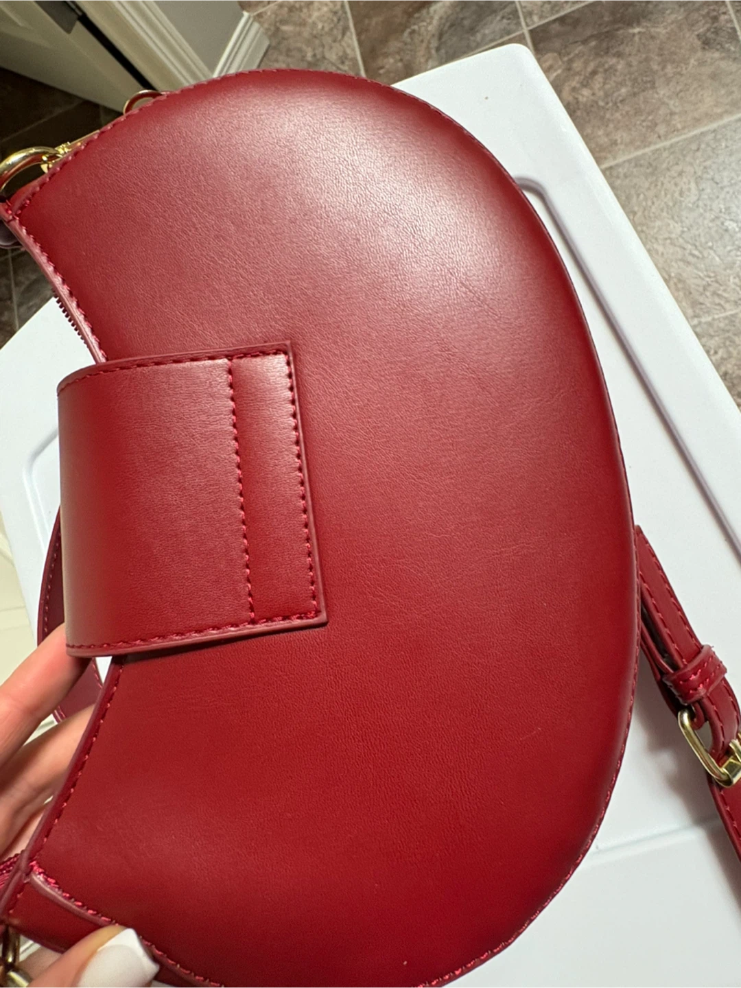 Red Crescent Shaped Handbag - photo 4