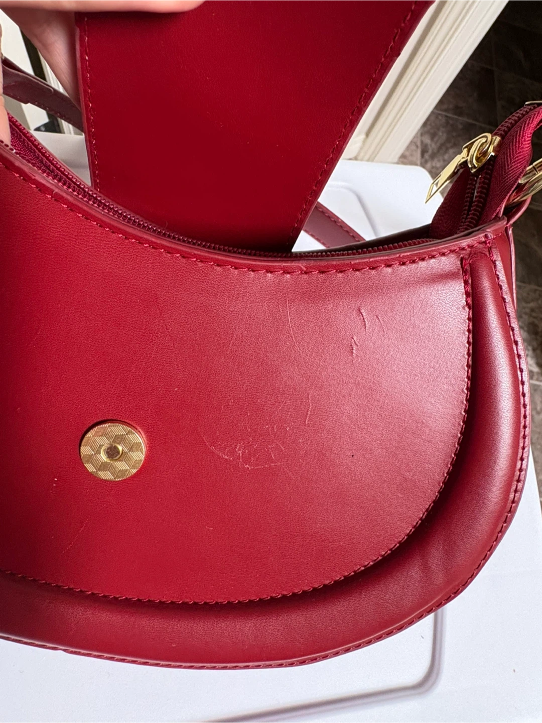 Red Crescent Shaped Handbag - photo 2