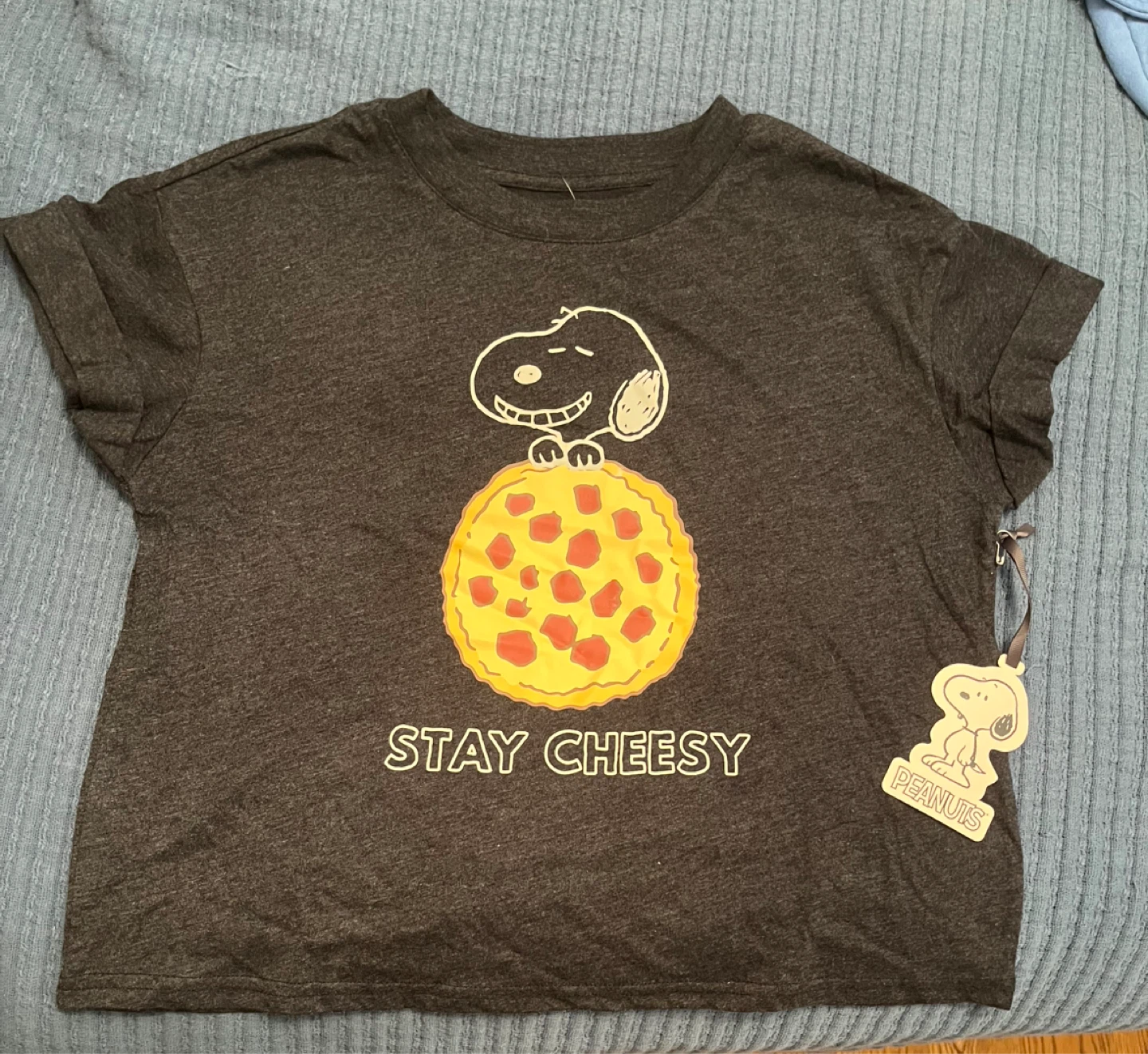 🆕Peanuts Snoopy "Stay Cheesy" Graphic T-Shirt Size S