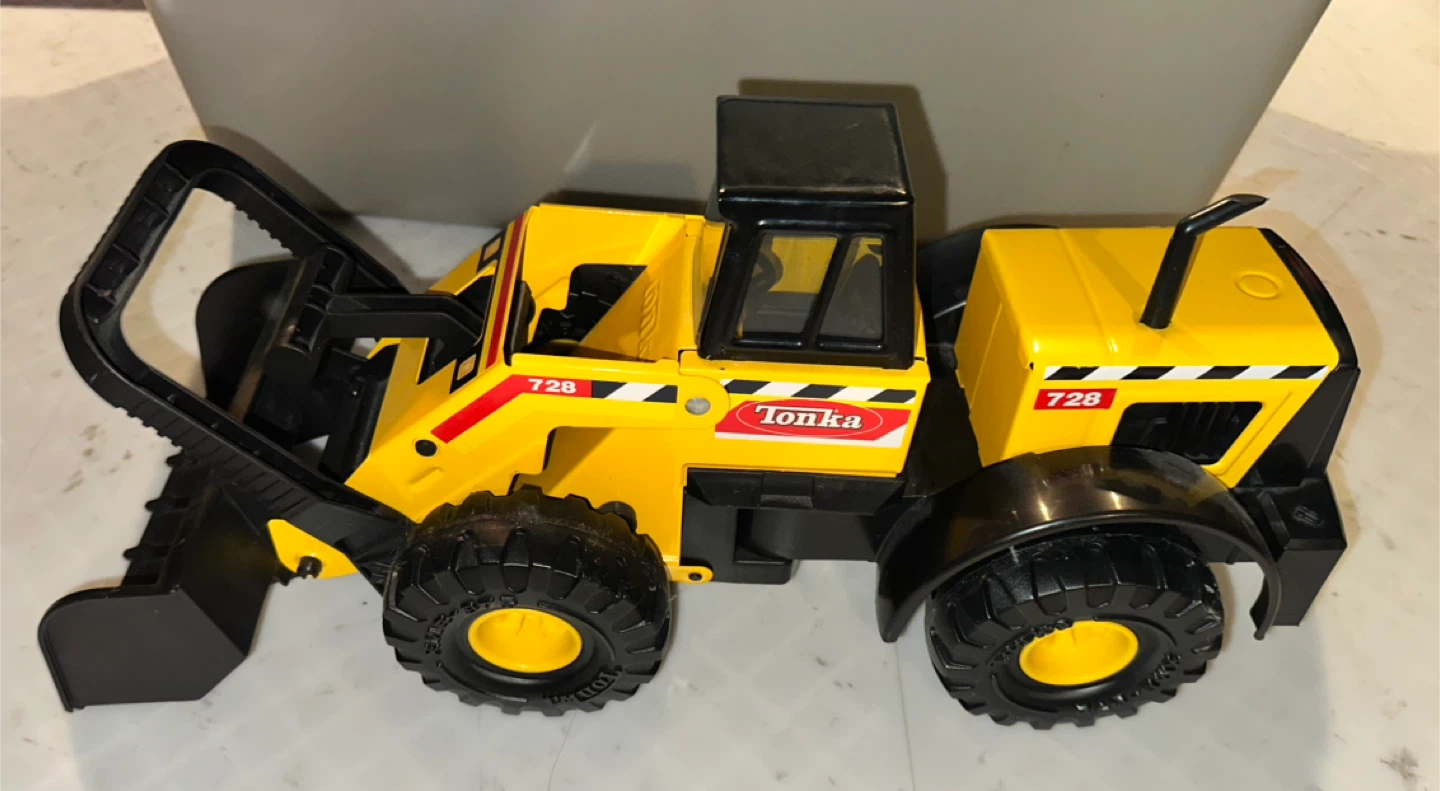 Tonka Front Loader Toy Truck