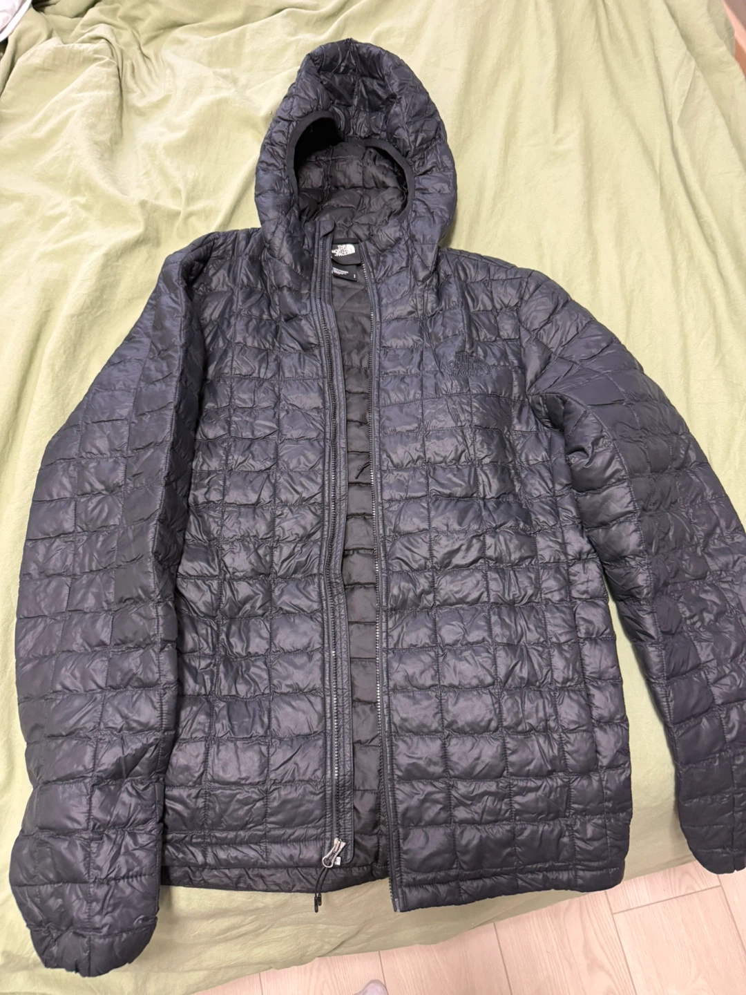 The North Face Hooded Puffer Jacket - photo 4