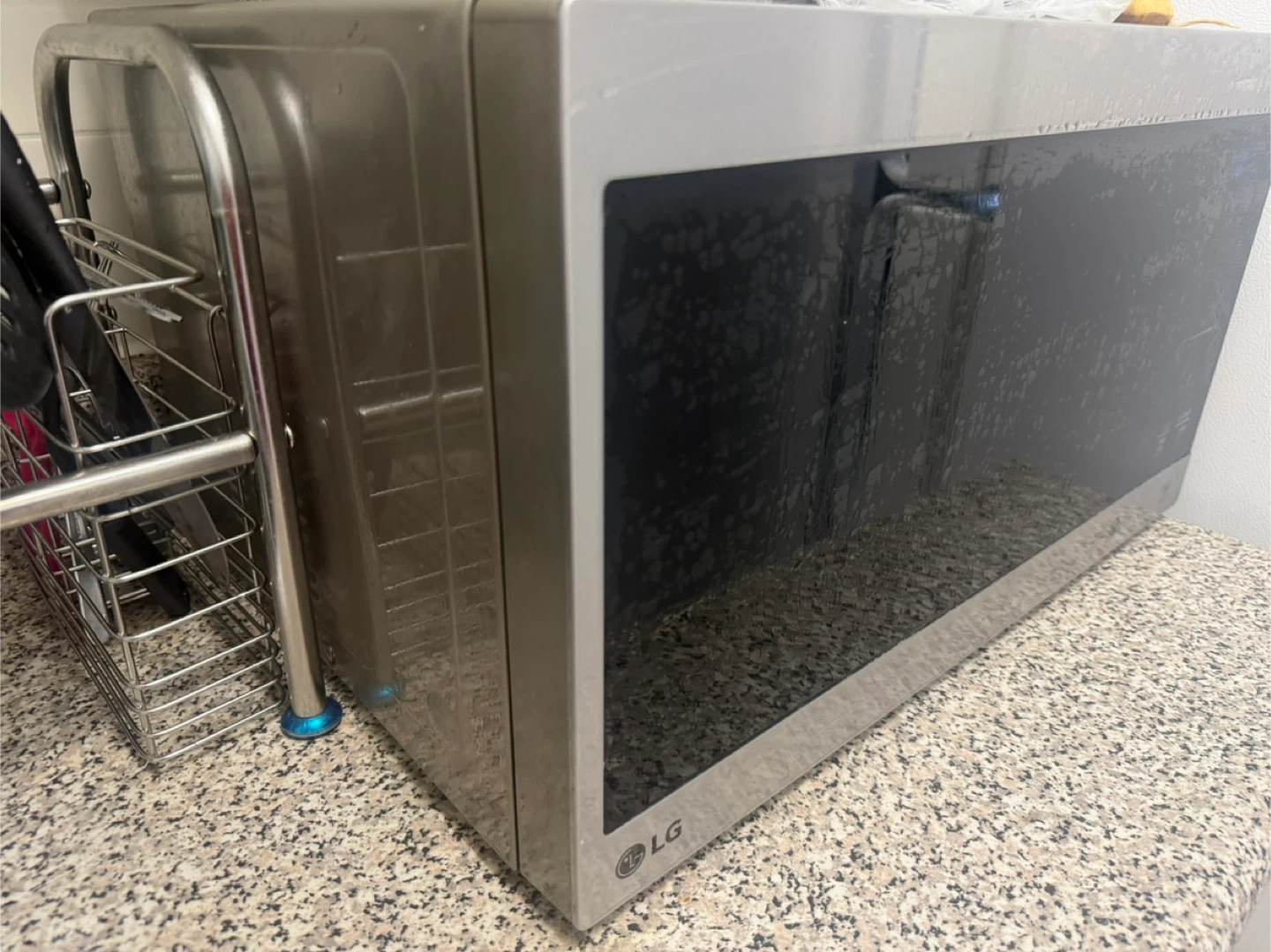LG Microwave Oven inverter - photo 3