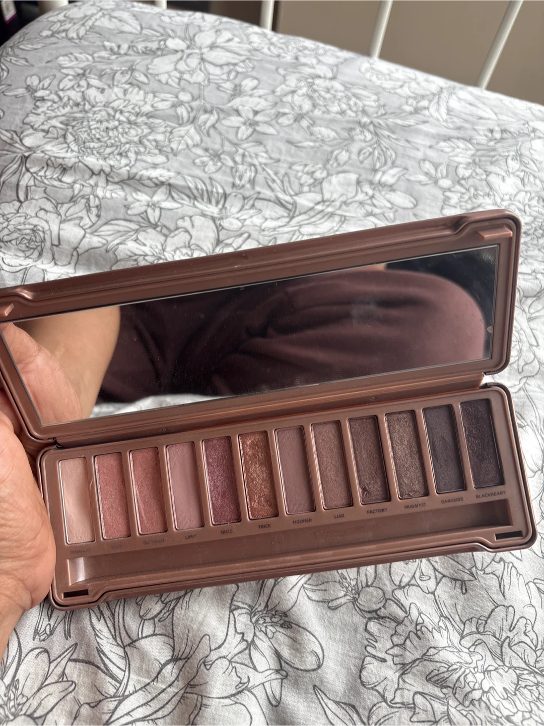 Urban Decay Naked 3 Eyeshadow Palette - photo 3