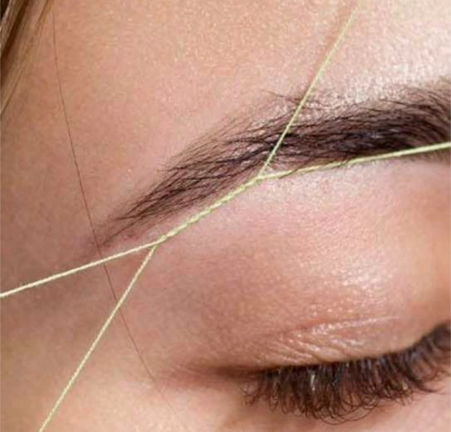 Eyebrow Threading - photo 2
