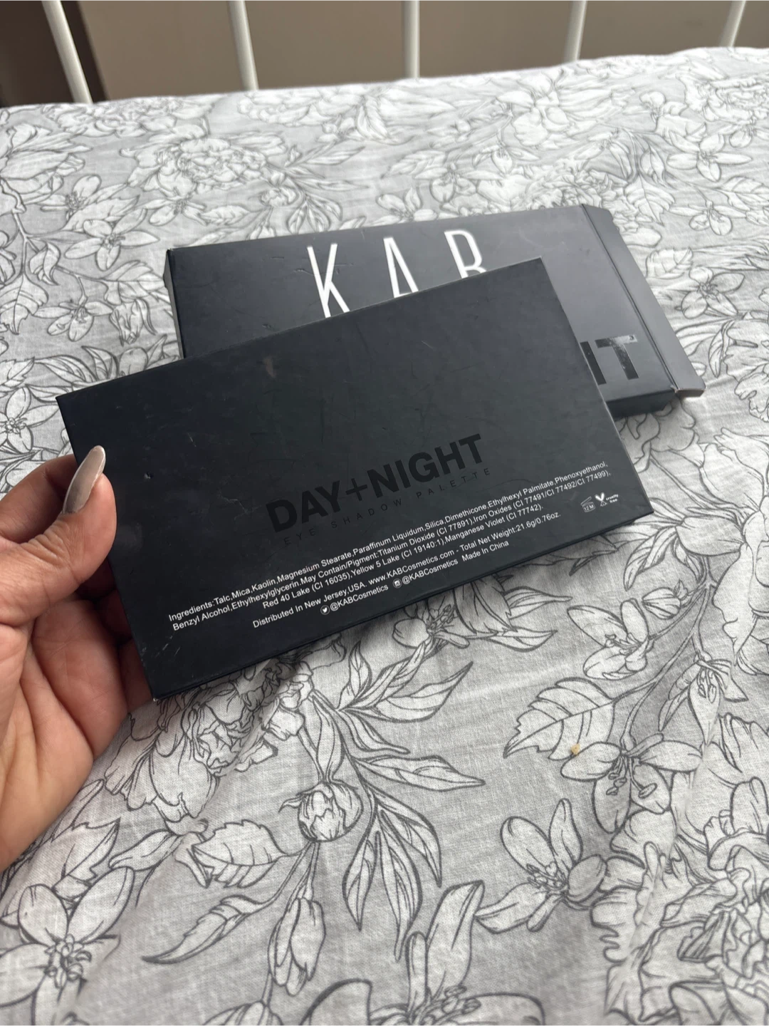 KAB Cosmetics Day + Night Eyeshadow Palette - photo 4