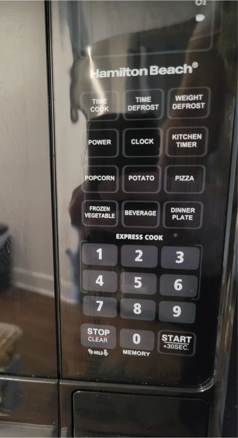 Hamilton Beach Microwave - photo 2