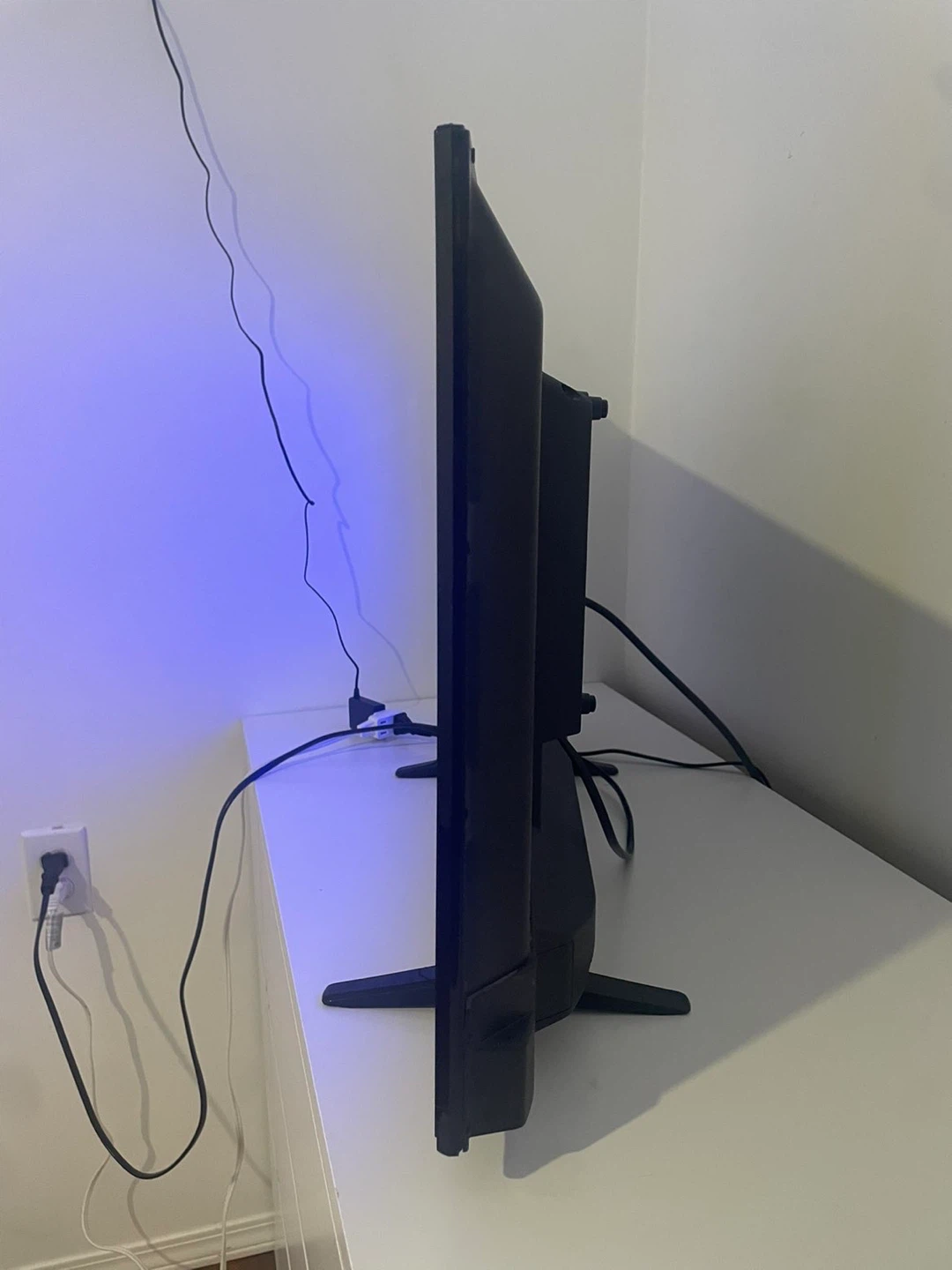 Seiki 32" HD LED TV - photo 2