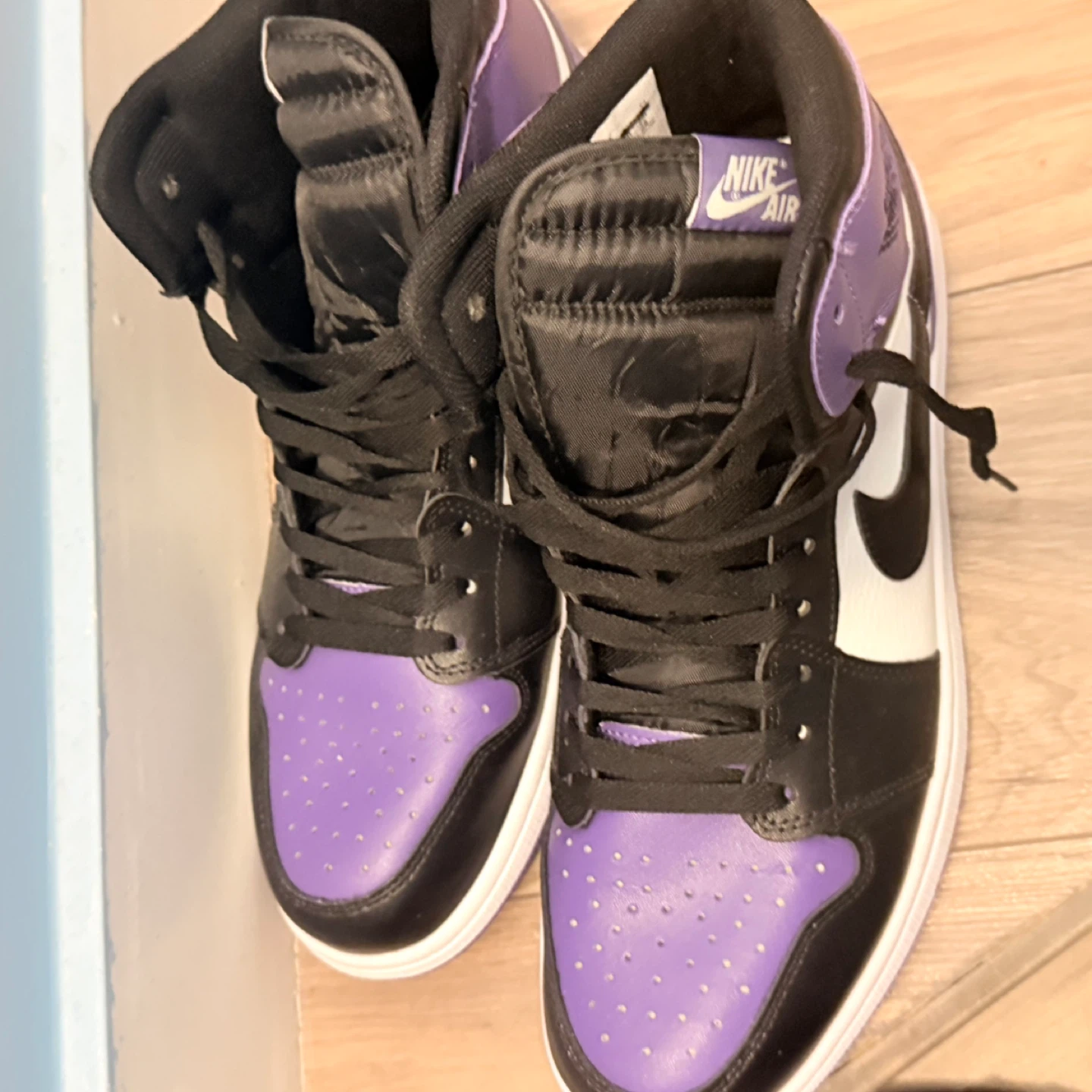 Air Jordan 1 Mid SE Purple Black White - photo 3