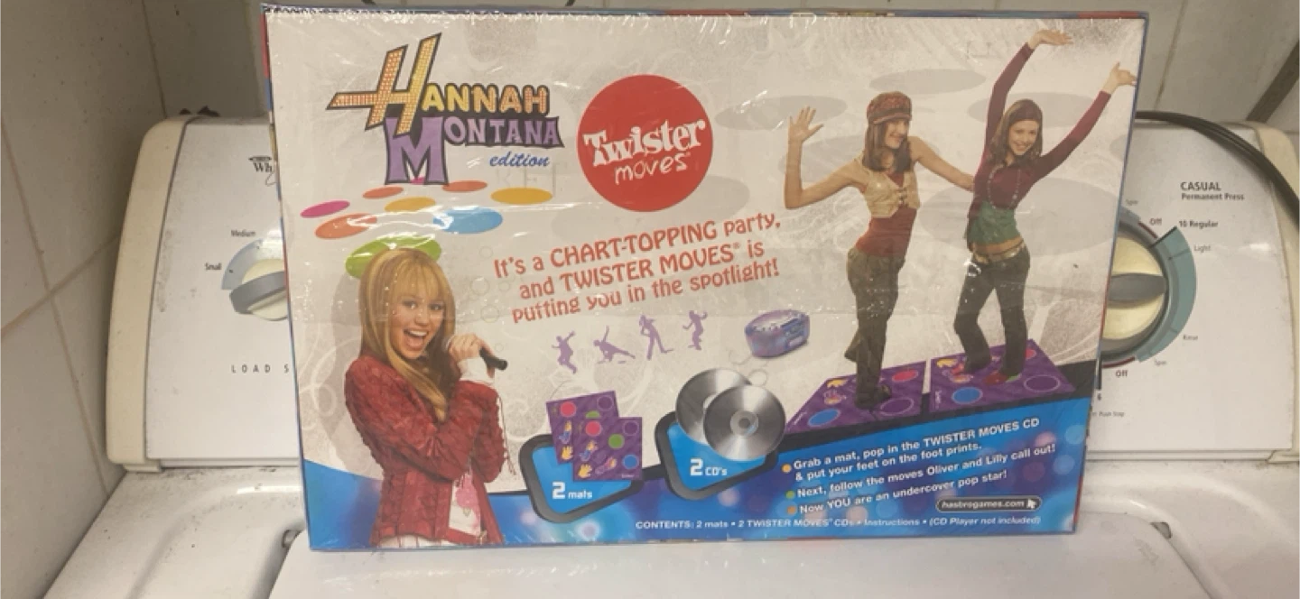 Hannah Montana Edition Twister Moves Game - photo 2