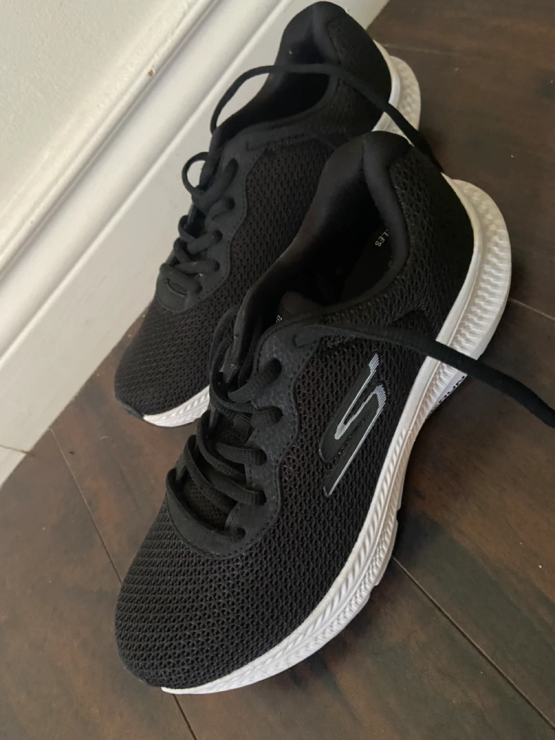 Skechers Black Running Shoes - Size 8.5 - photo 3
