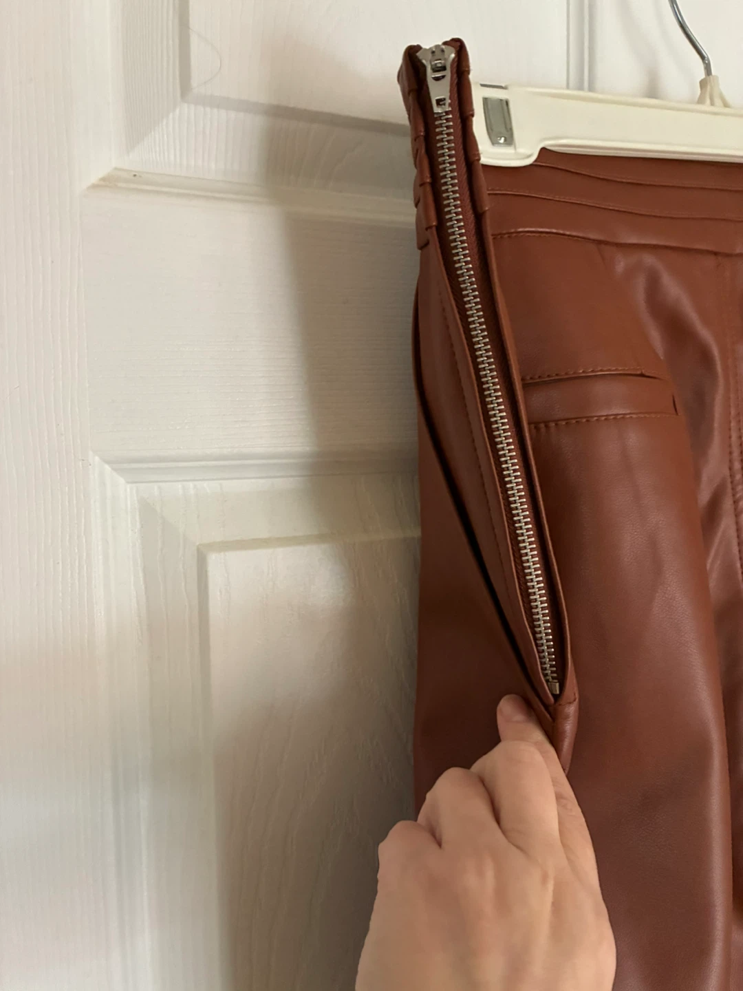 Laura Petites Faux Leather Pants Size 12 - photo 4