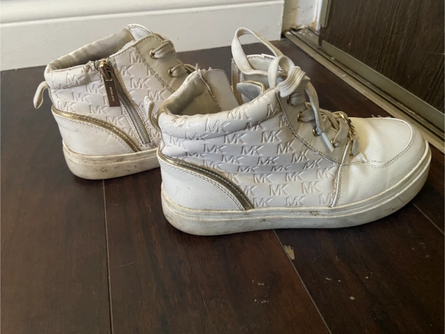 Michael Kors High Top Sneakers White Youth Size 3 - photo 2