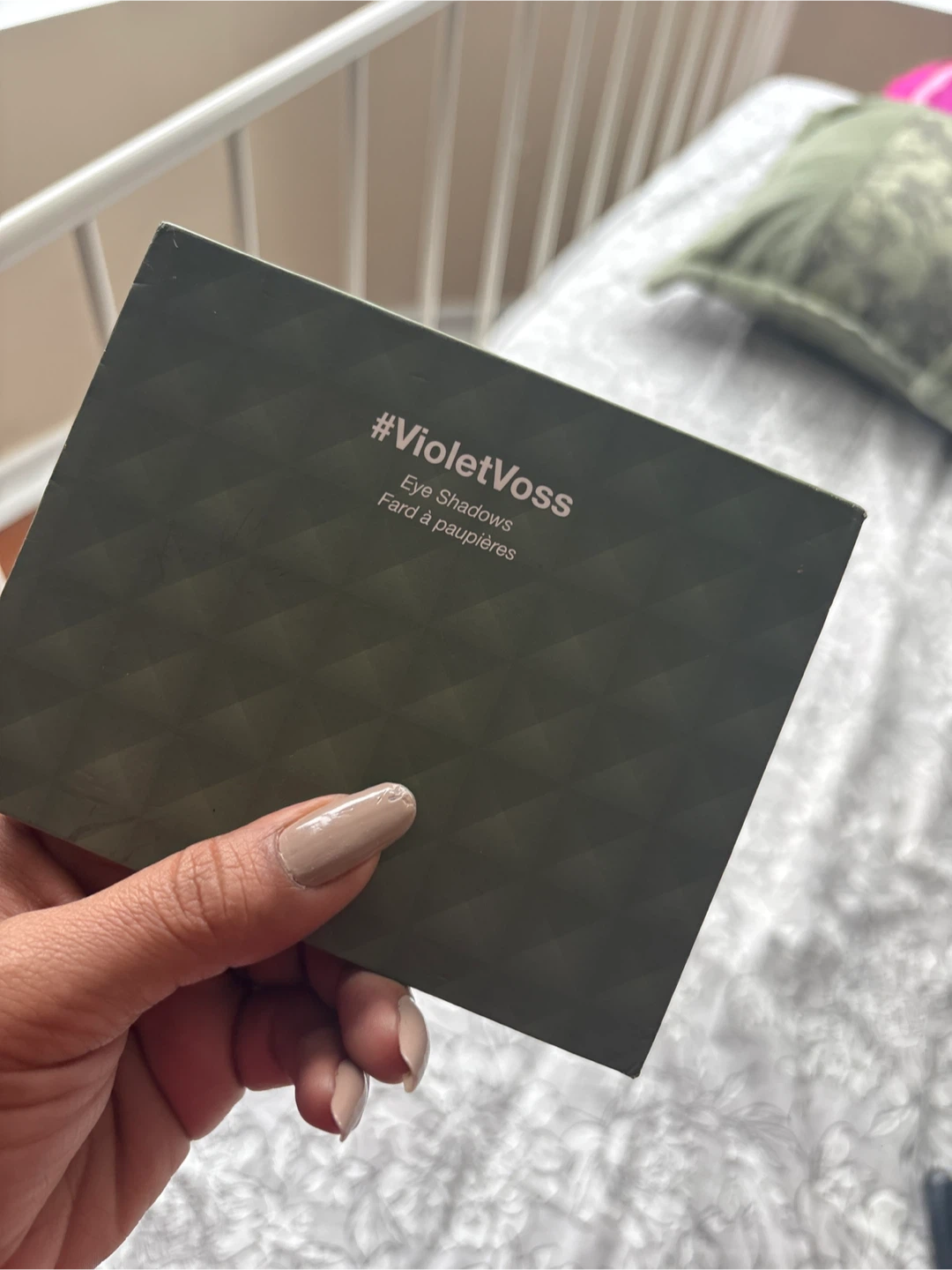 Violet Voss "olive you Forever" Eye Shadow Palette - photo 3