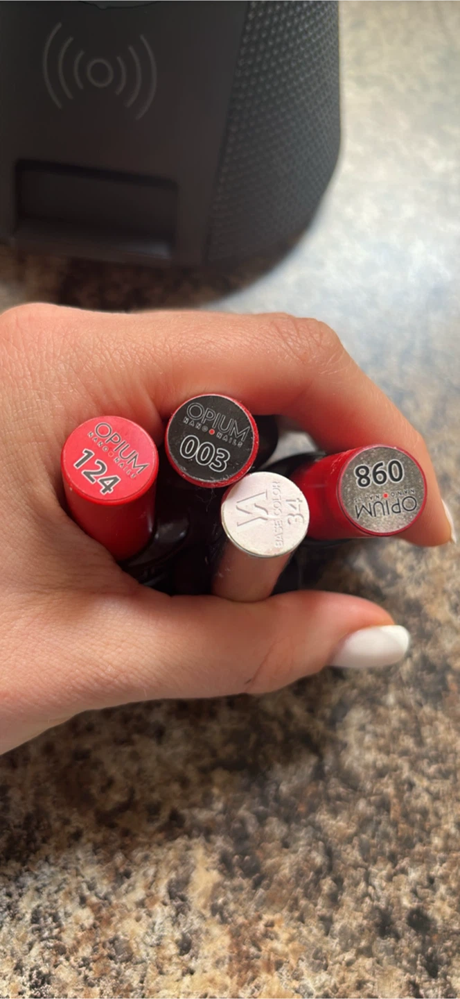 Assorted Nail Polishes - Opium, Essence, Valori - photo 2