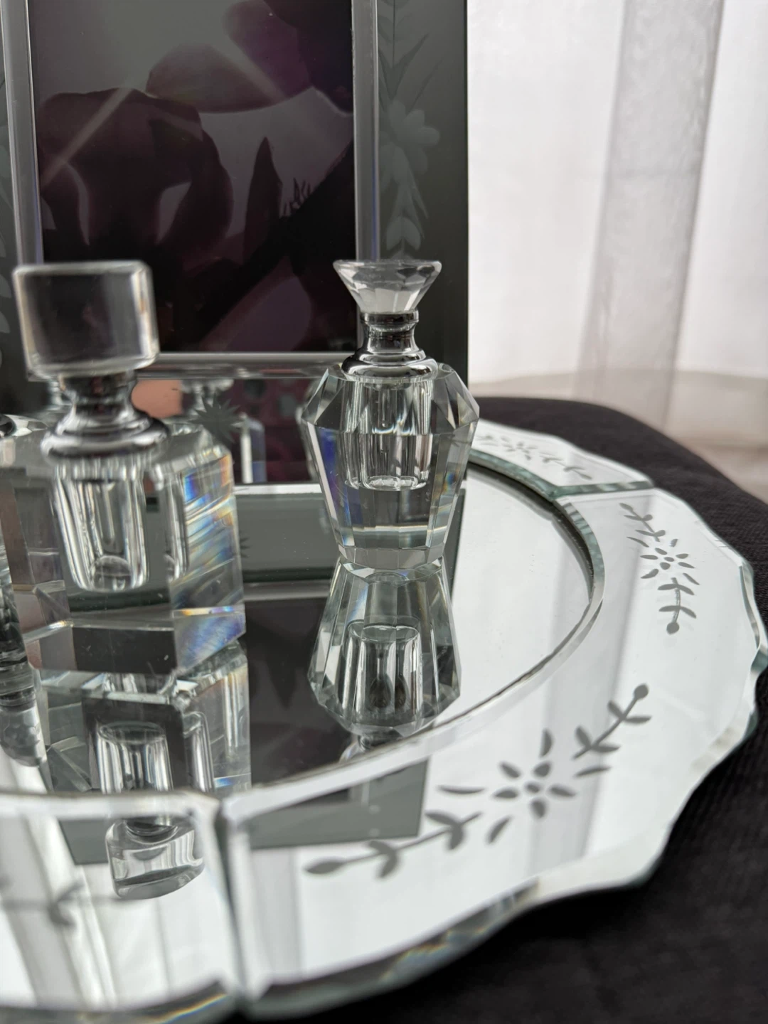 *New, in original packaging* 5pc Etched Vanity Set 🥕 - photo 2