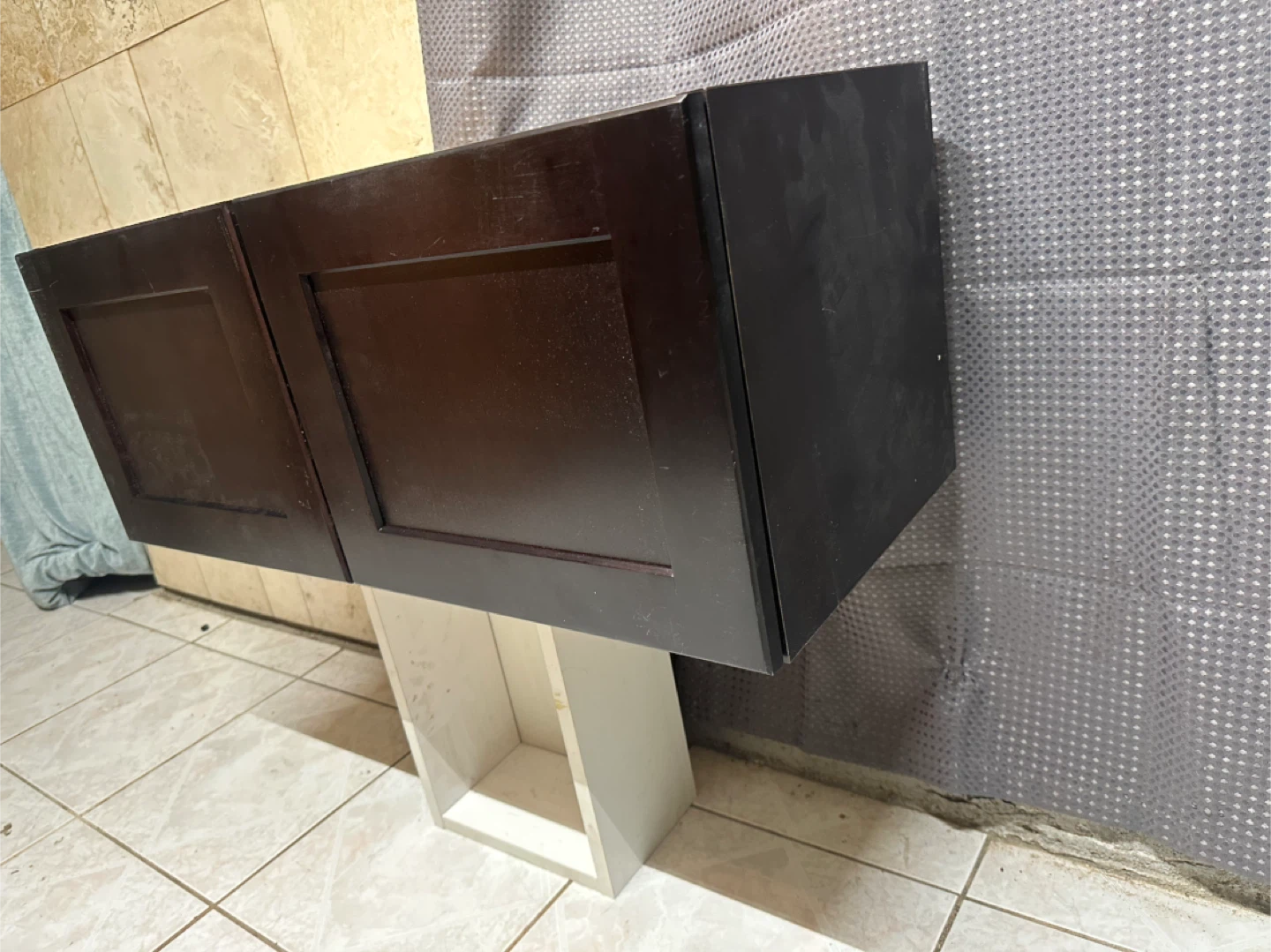 Modern Wall Cabinet with Doors W30 H12– Great Condition - photo 2