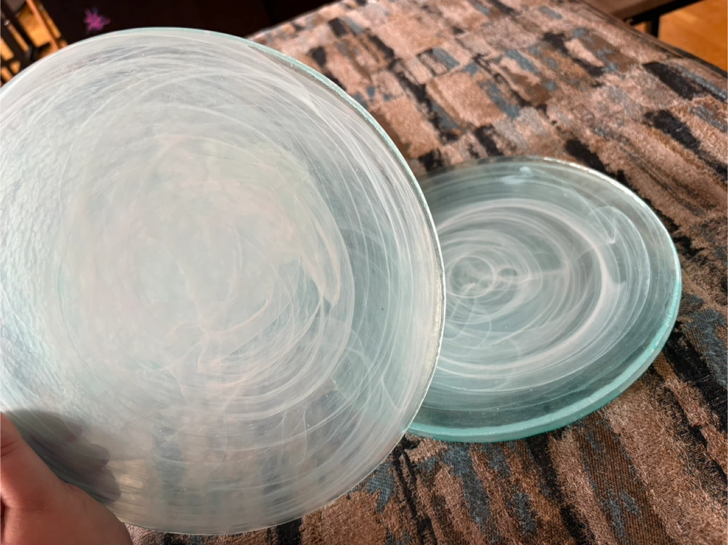 Set of 8 Blue Swirl Glass Plates - photo 2
