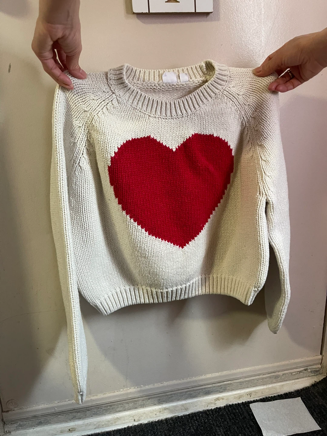 Gap Kids Sweater XXL (14-16) Cream Heart