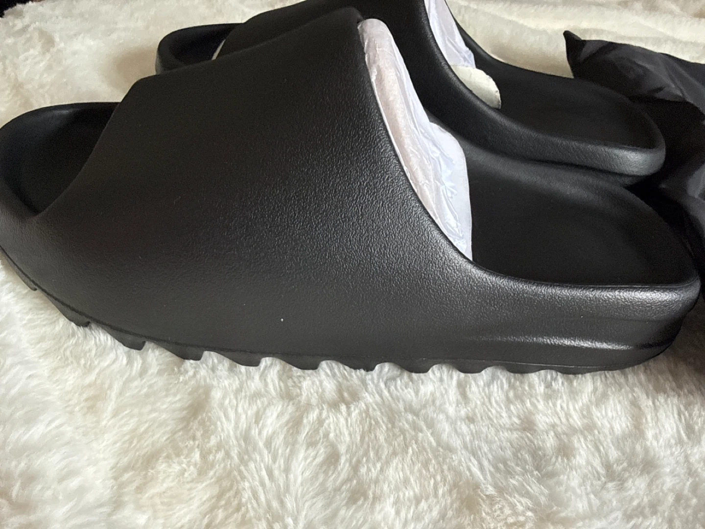 Black Slides YS-01 - photo 2