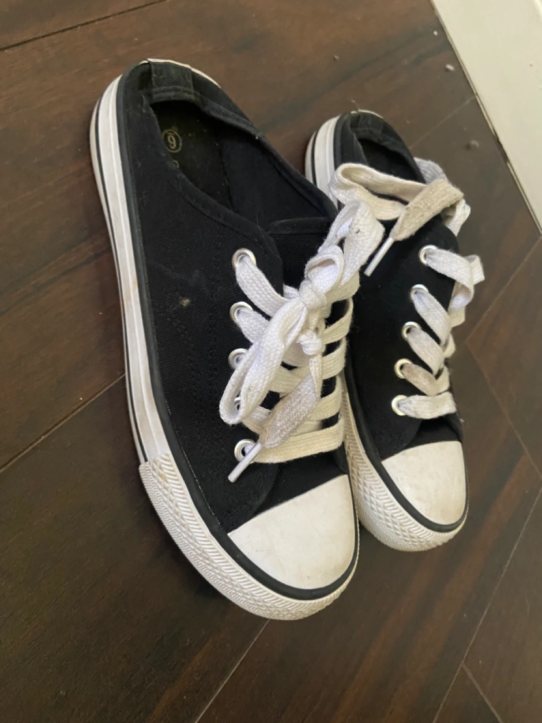 MyStyle Black Canvas Sneakers