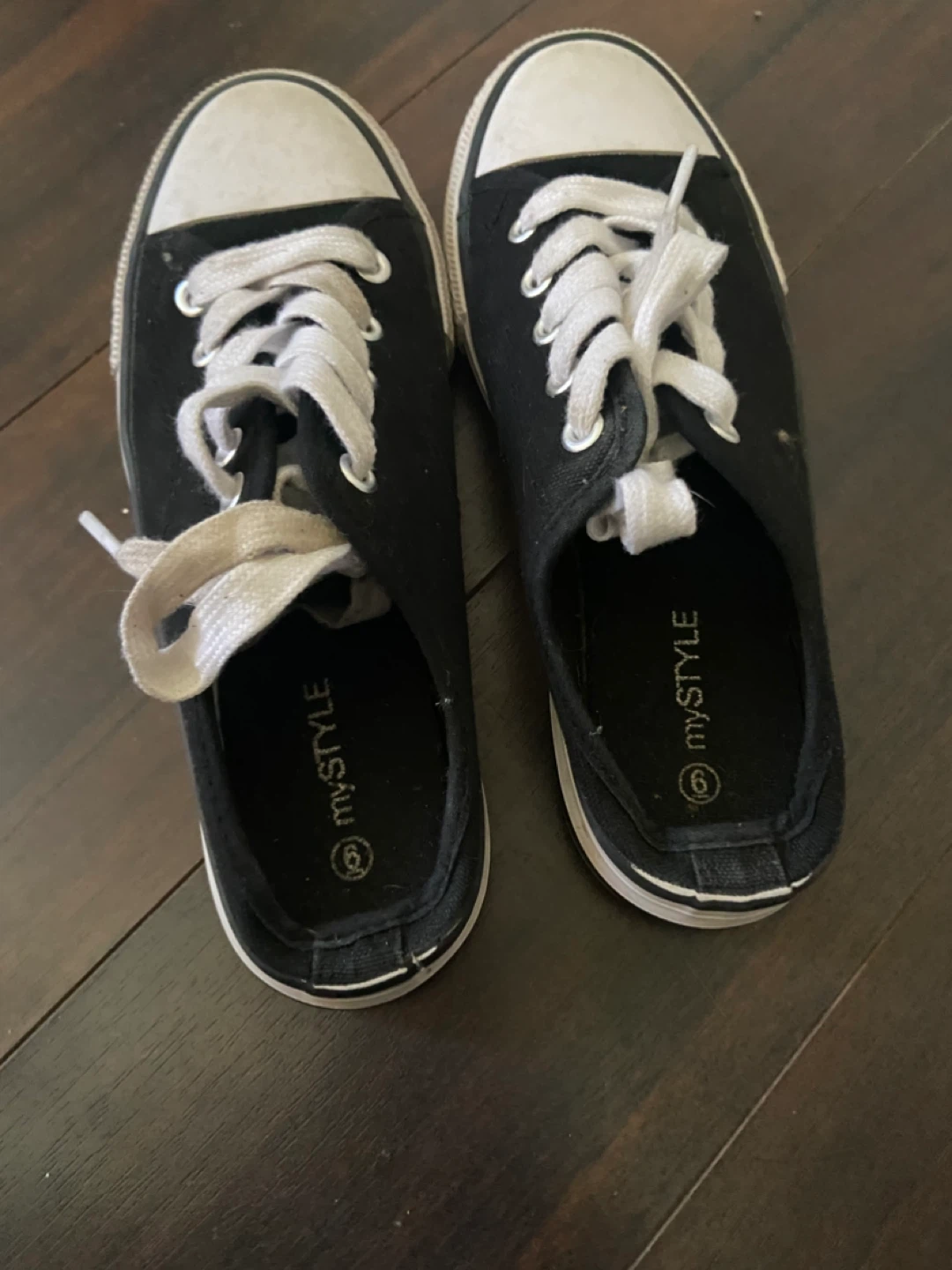MyStyle Black Canvas Sneakers - photo 2