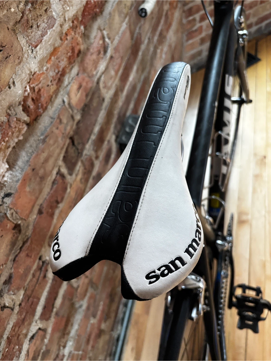 Jamis Xenith Comp Road Bike - photo 5