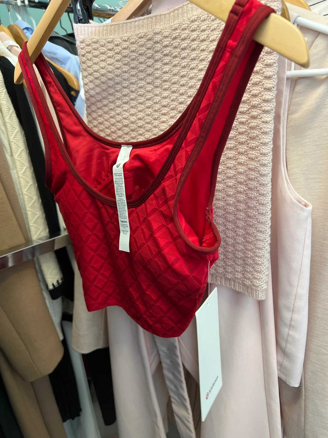 Lululemon Textured Mesh Tennis Tank Top - Red, Size S - photo 3