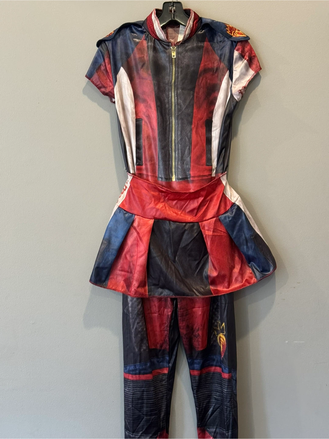 Evie Descendants Costume - photo 2