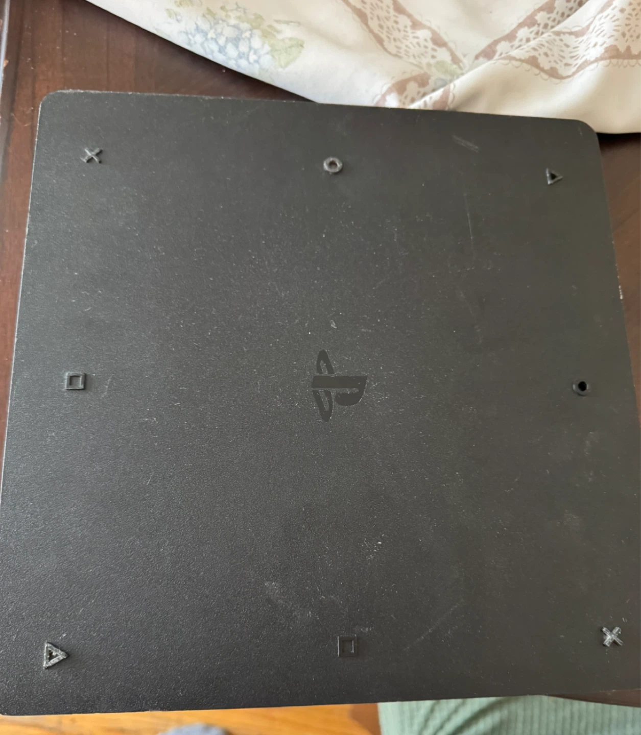 PS4 slim 1Tb - photo 3