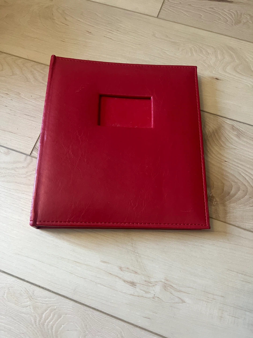 C.R. Gibson "Bon Appetit" Recipe Binder