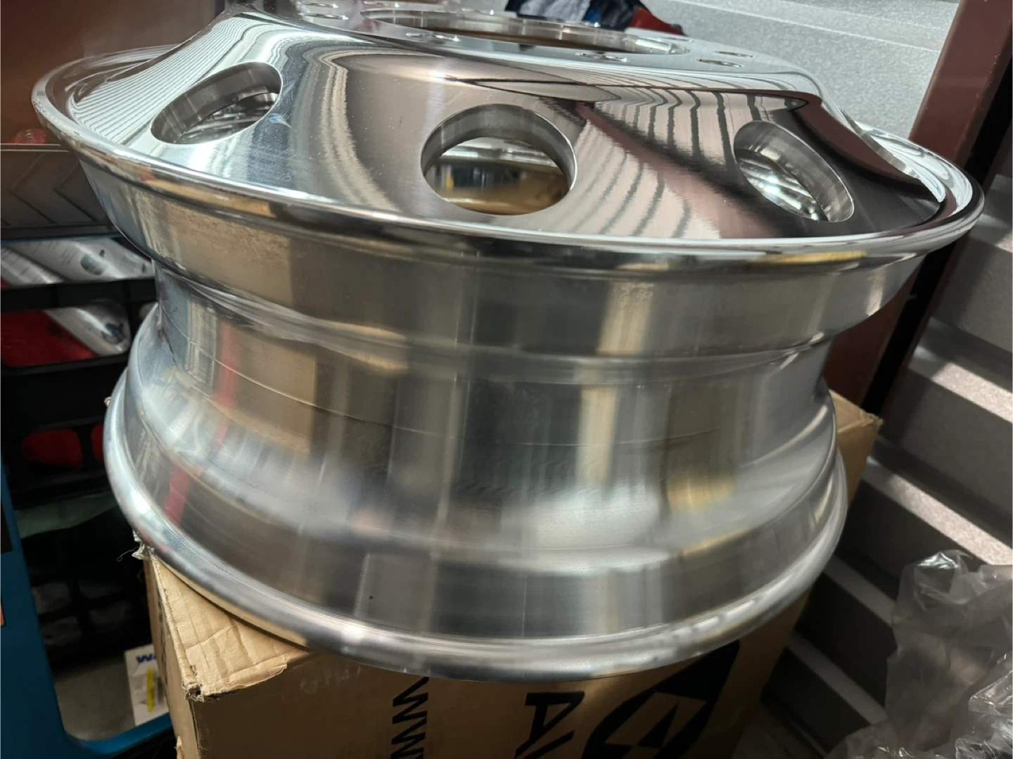 Alcoa Wheels Forged Aluminum 22.5 x 8.25