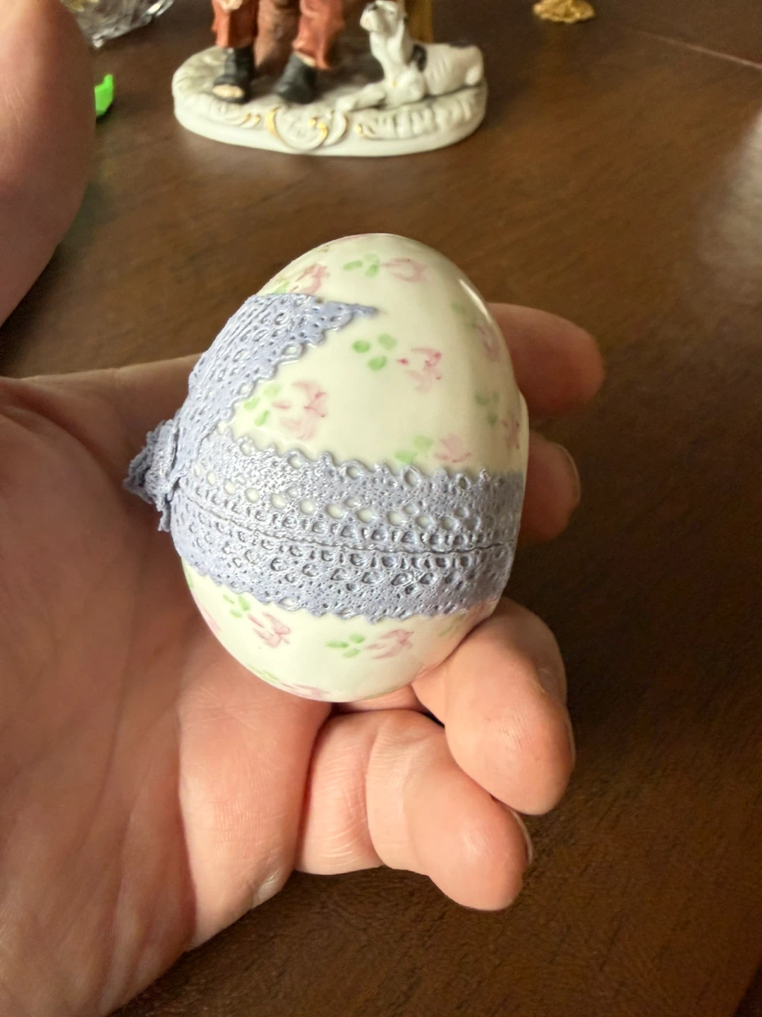 Irish Dresden Porcelain Egg with Lace - photo 2