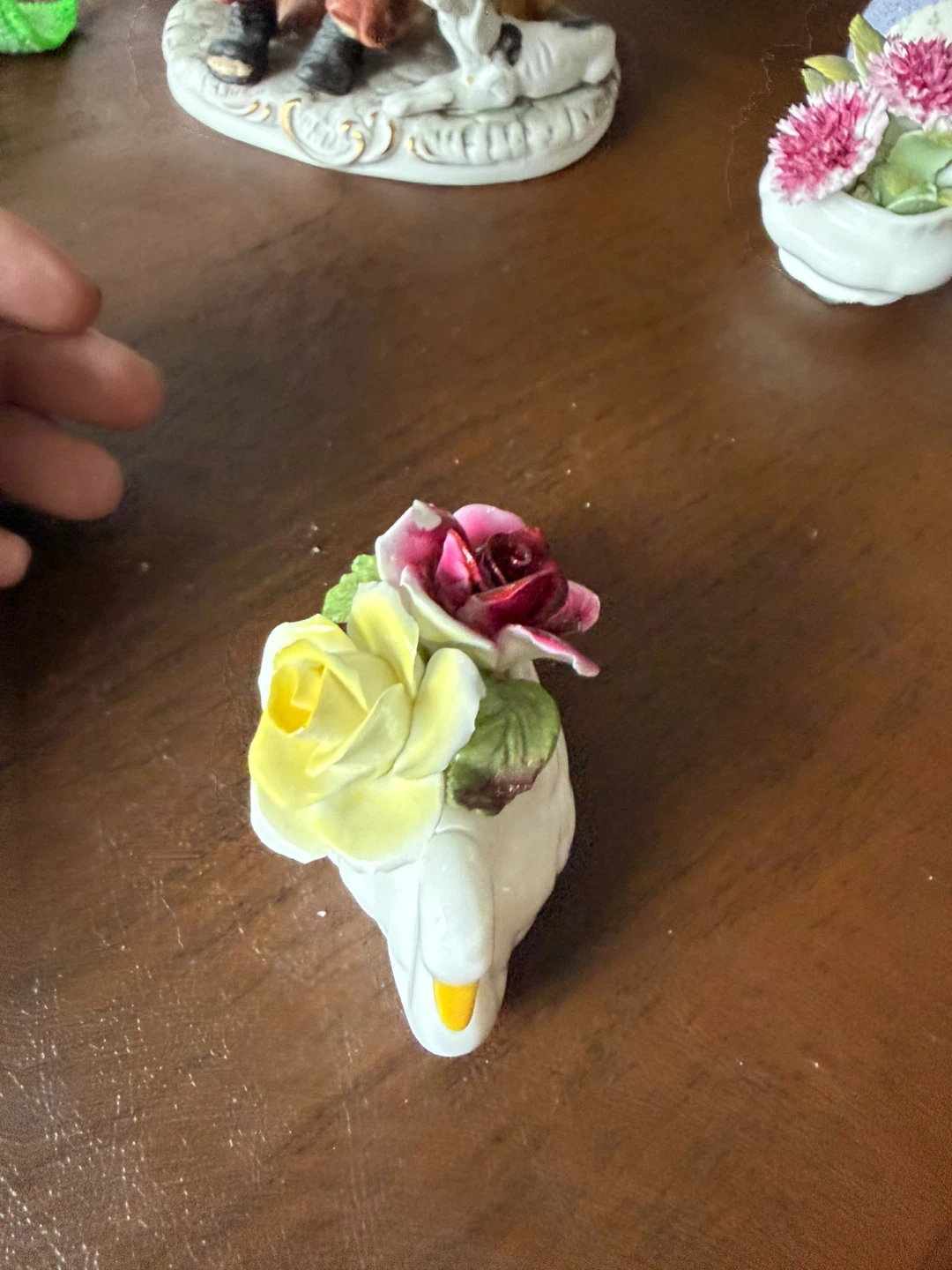 Aristocrat Bone China Swan Figurine - photo 2
