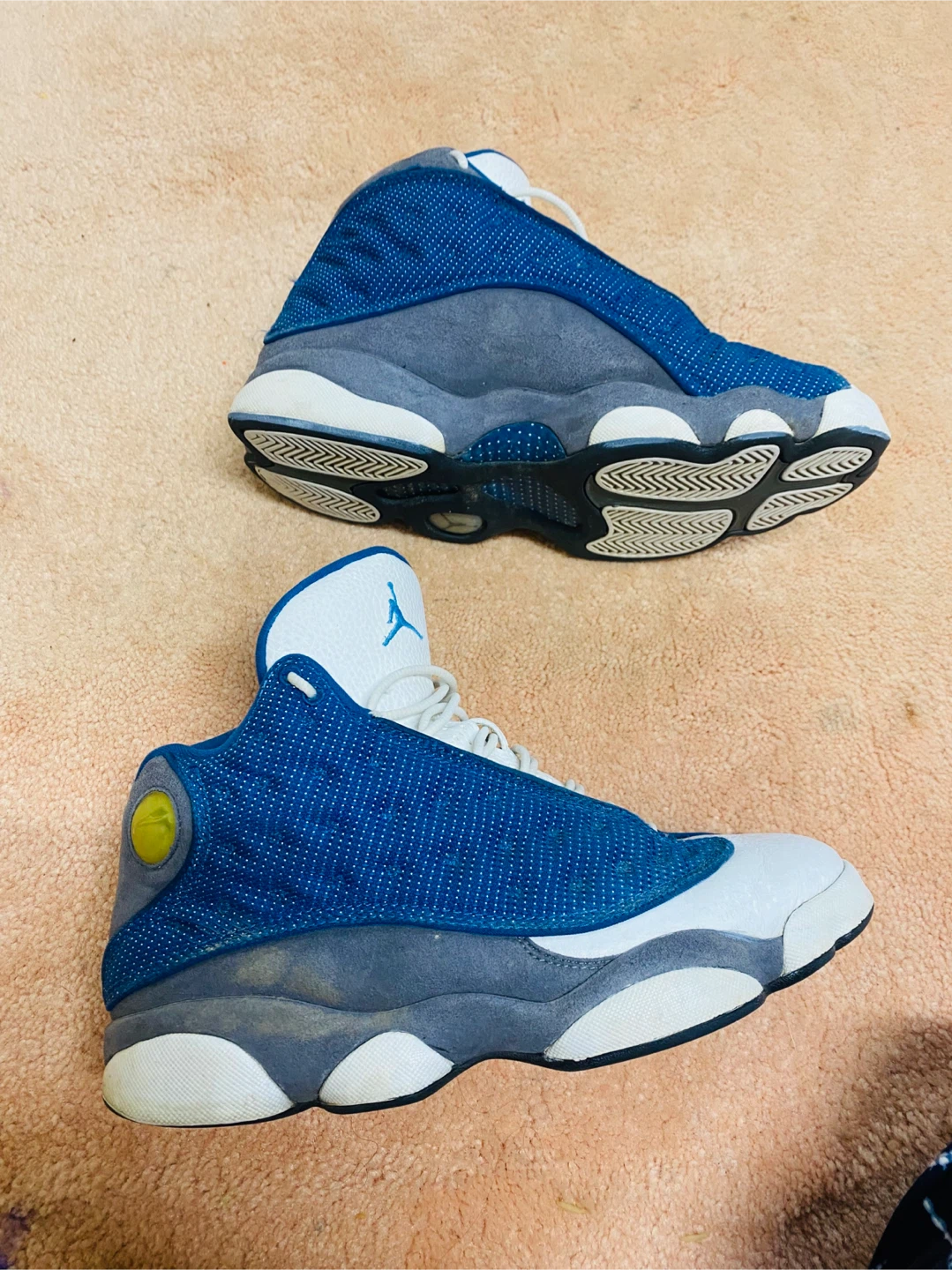 Jordan 13 Blue White US 7 Sneakers (good condition) - photo 2