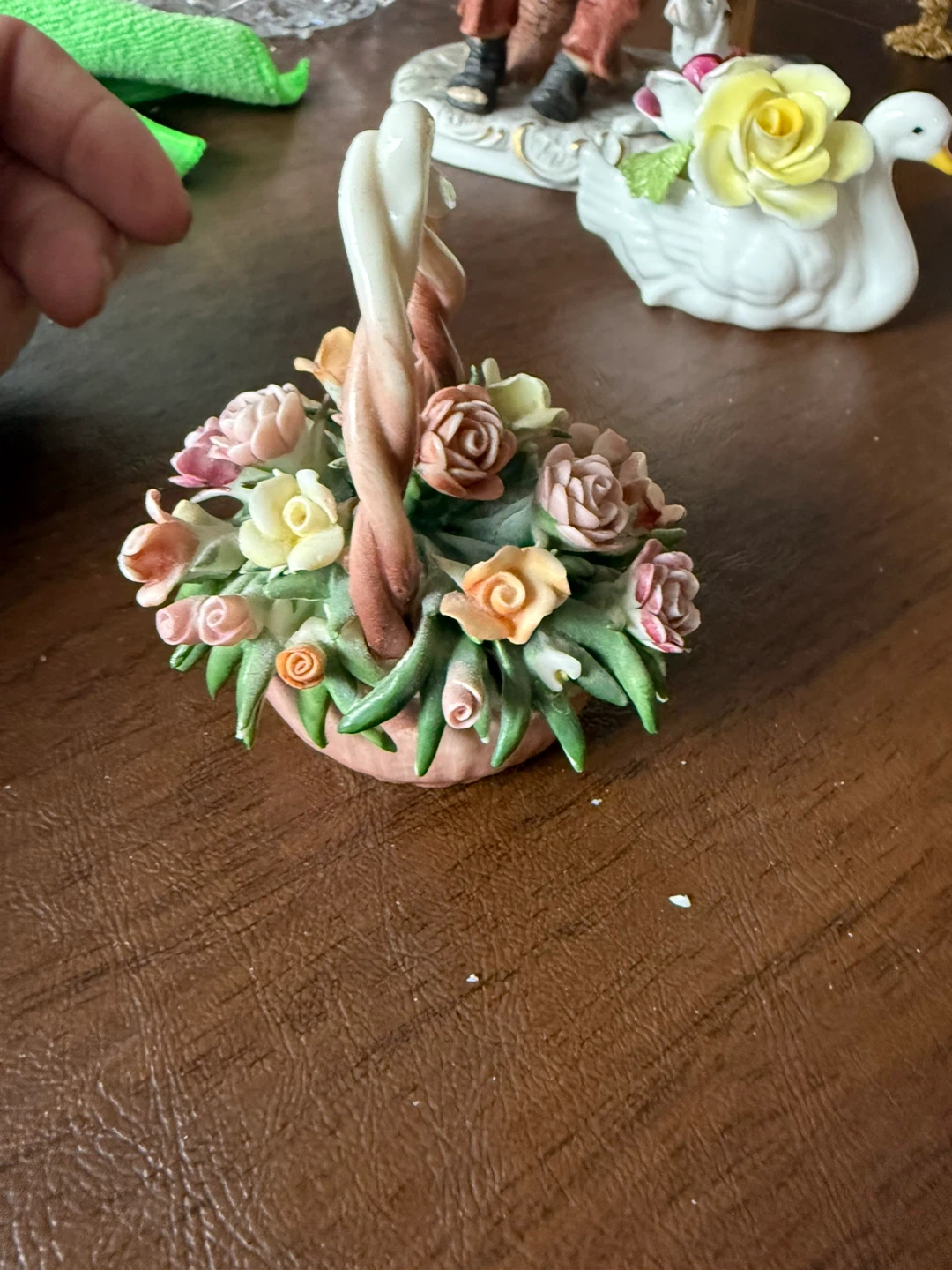 Capodimonte "Fullin Mollica" Porcelain Flowers Basket - photo 3