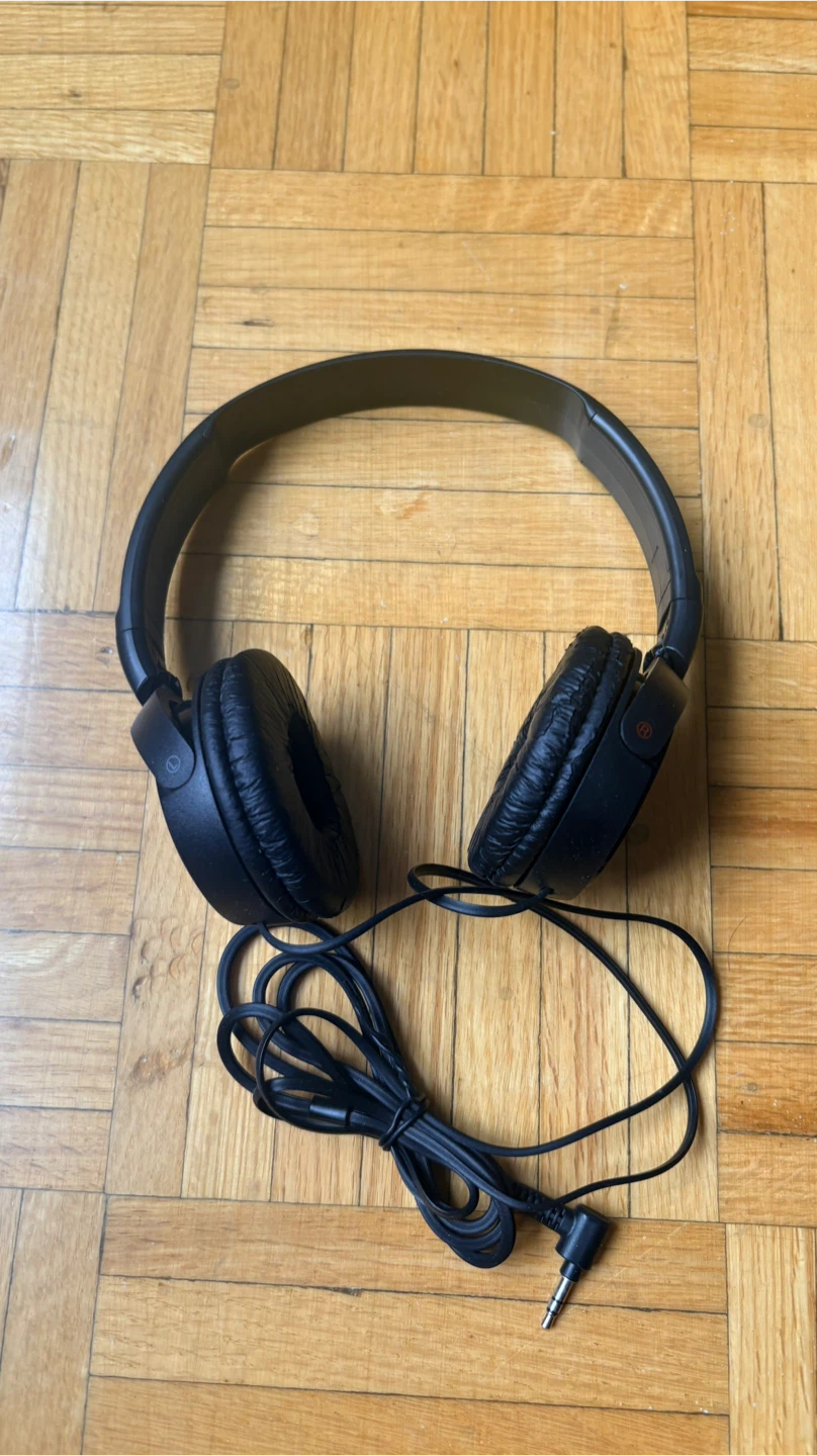Sony Foldable Headphones - photo 2