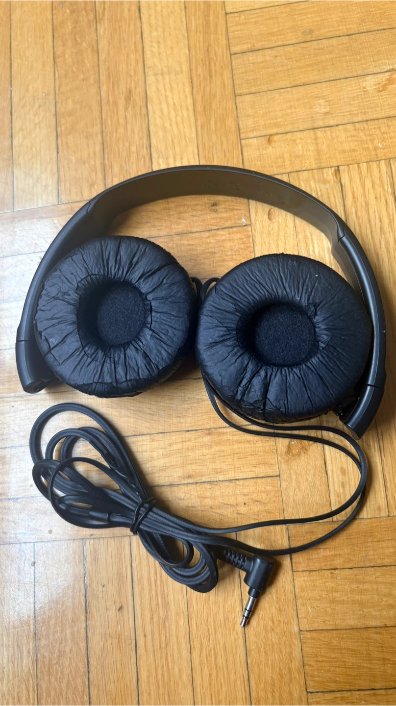 Sony Foldable Headphones - photo 3