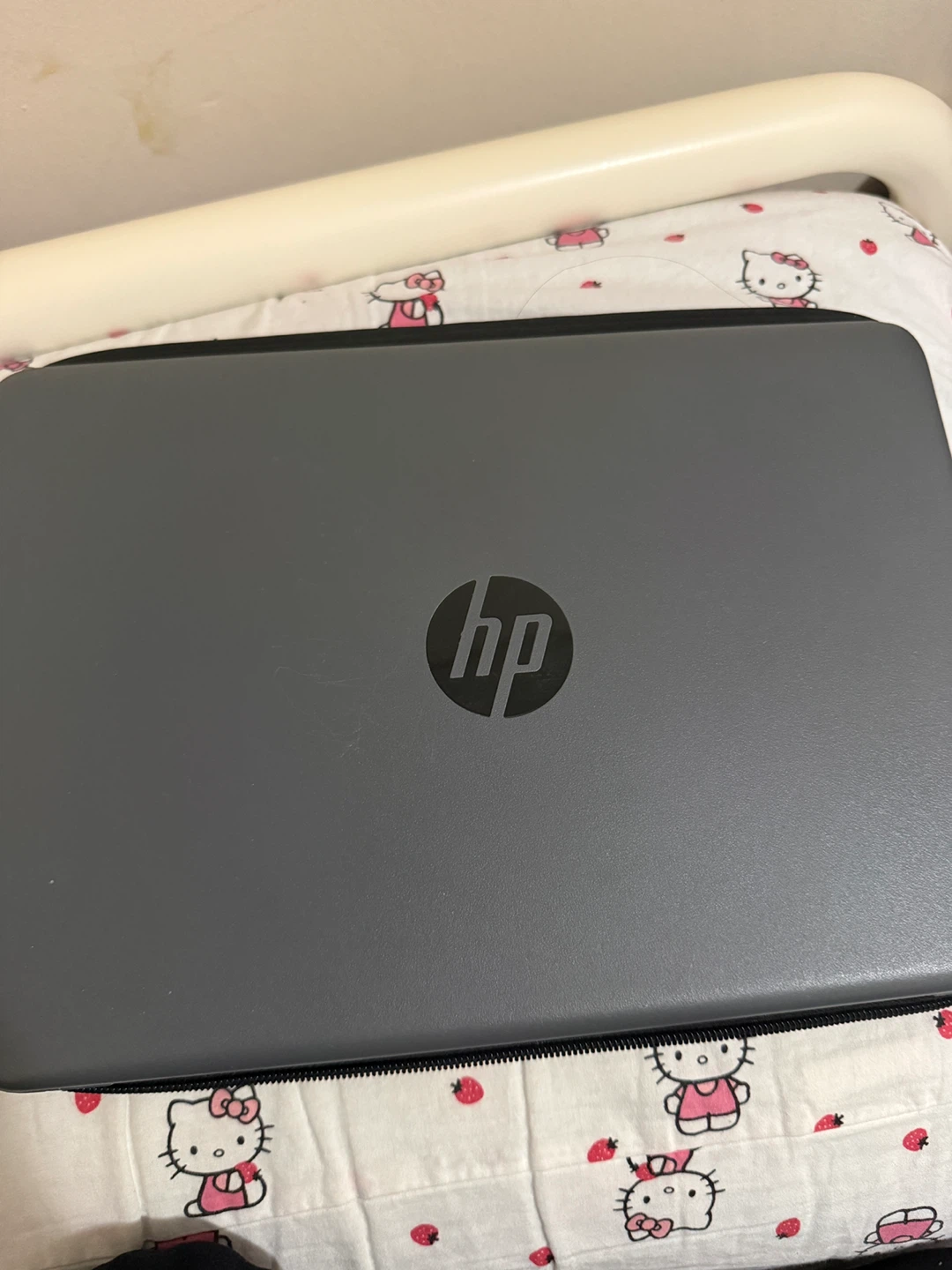HP Stream 11 Pro G4 EE 11.6” Laptop - photo 2