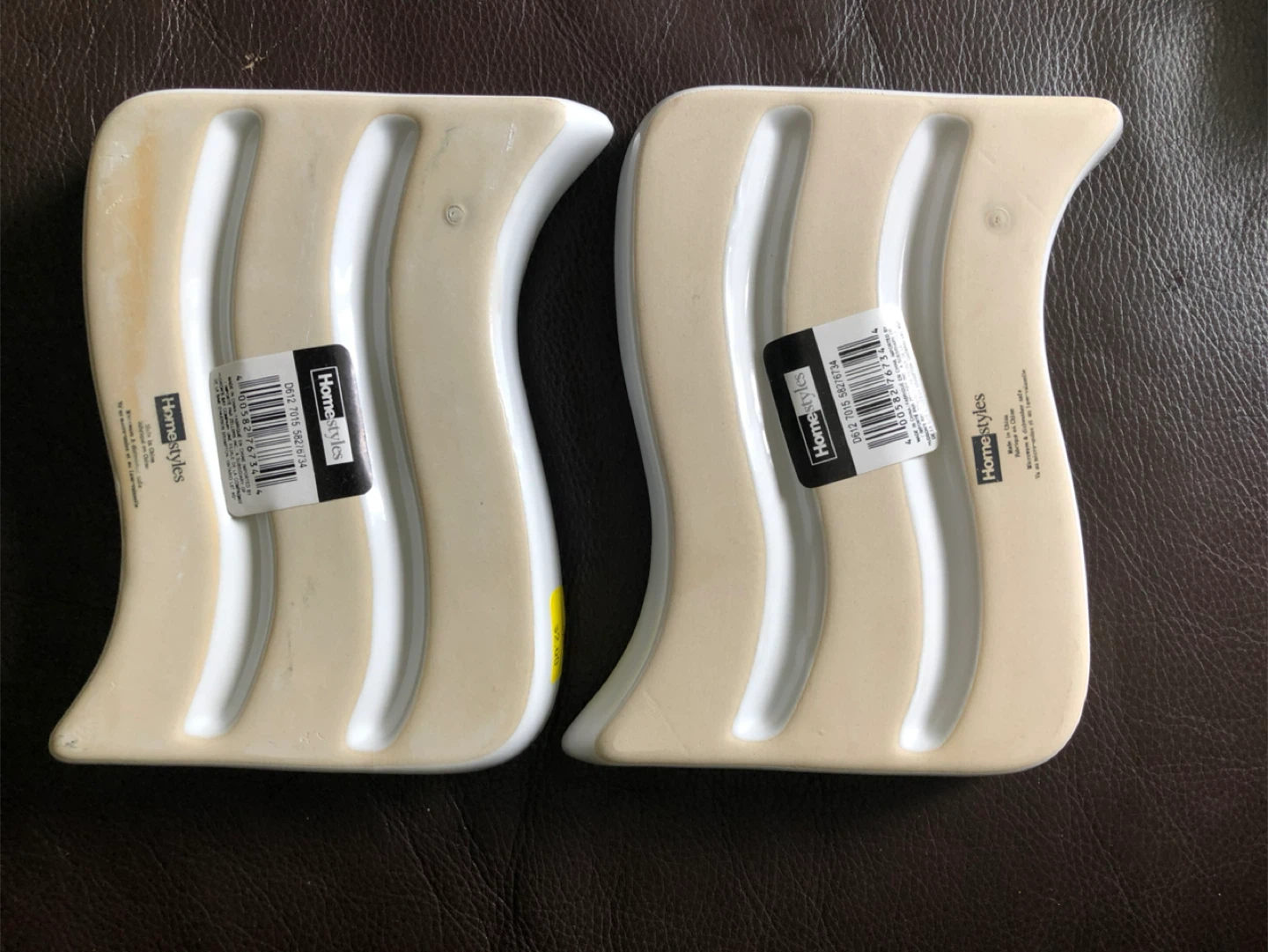 White Ceramic Wave Serving Dishes - Set of 2, never used - photo 2