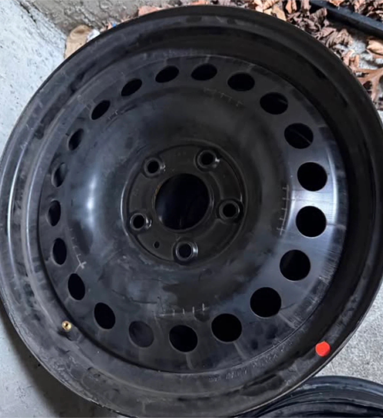 4 tires and rims - photo 2
