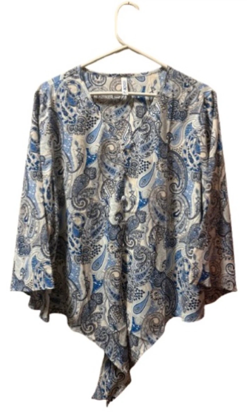 VIISHOW Boho Paisley Tunic Top – Blue/White Asymmetrical Hem (L)