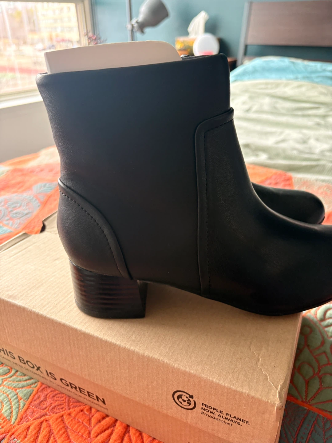 NWT Clarks Black Faux Leather Ankle Boots - Size 7 - photo 3