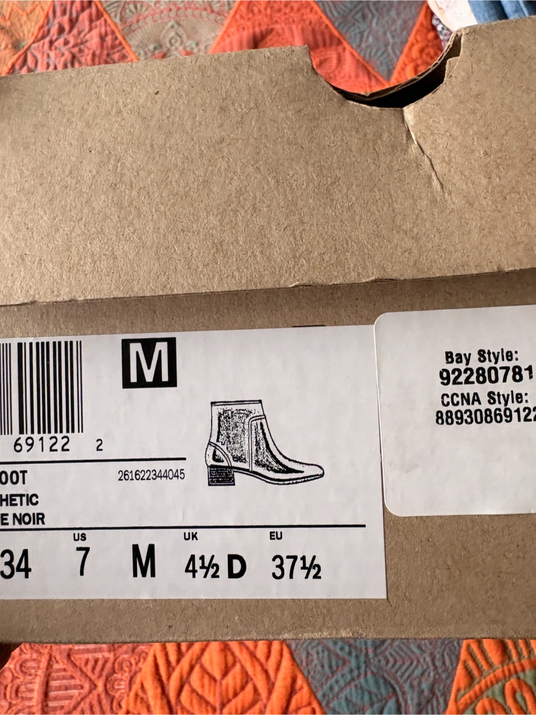 NWT Clarks Black Faux Leather Ankle Boots - Size 7 - photo 4