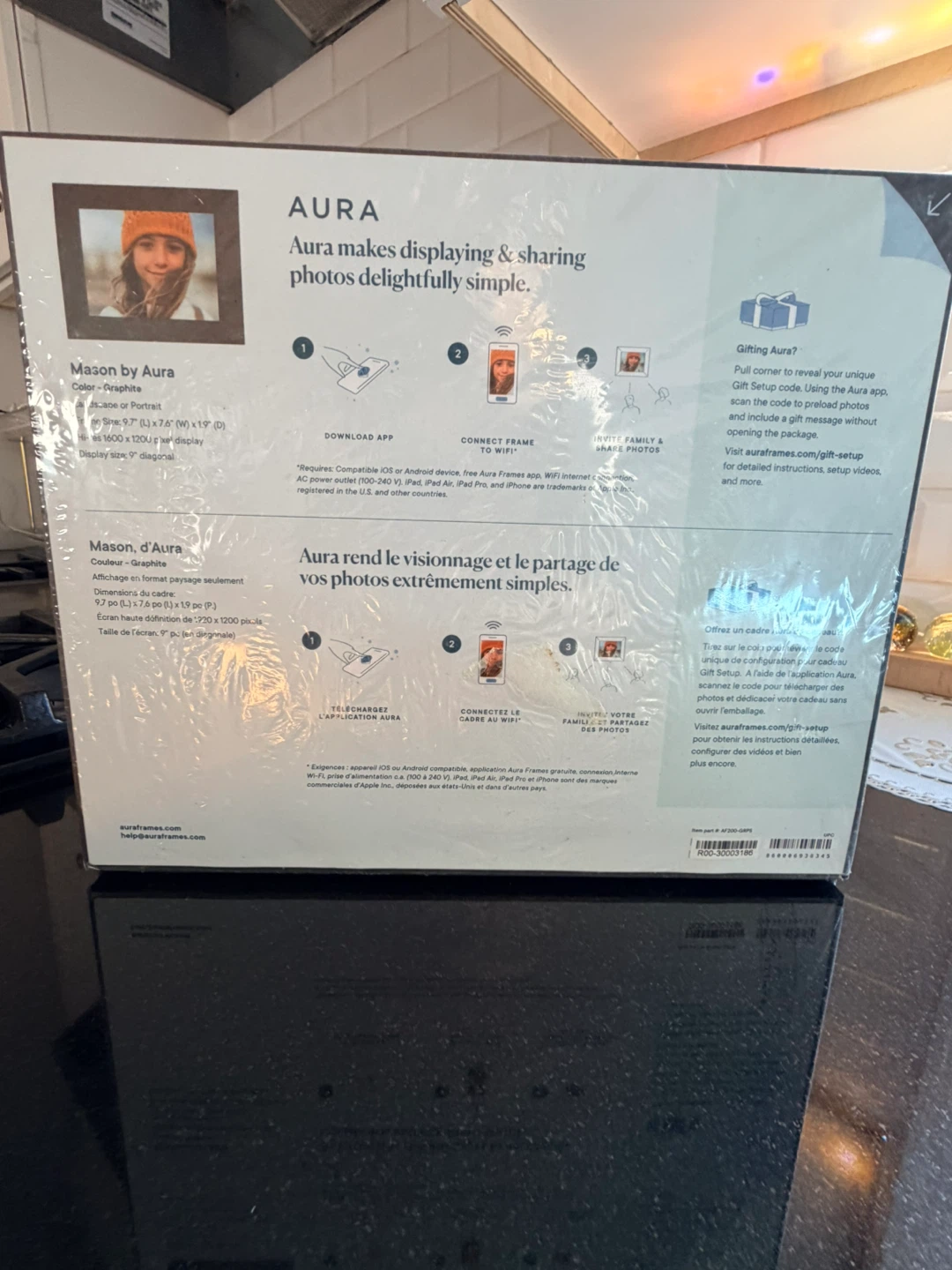 Aura 10" Digital Picture Frame - Black with Mat - photo 2