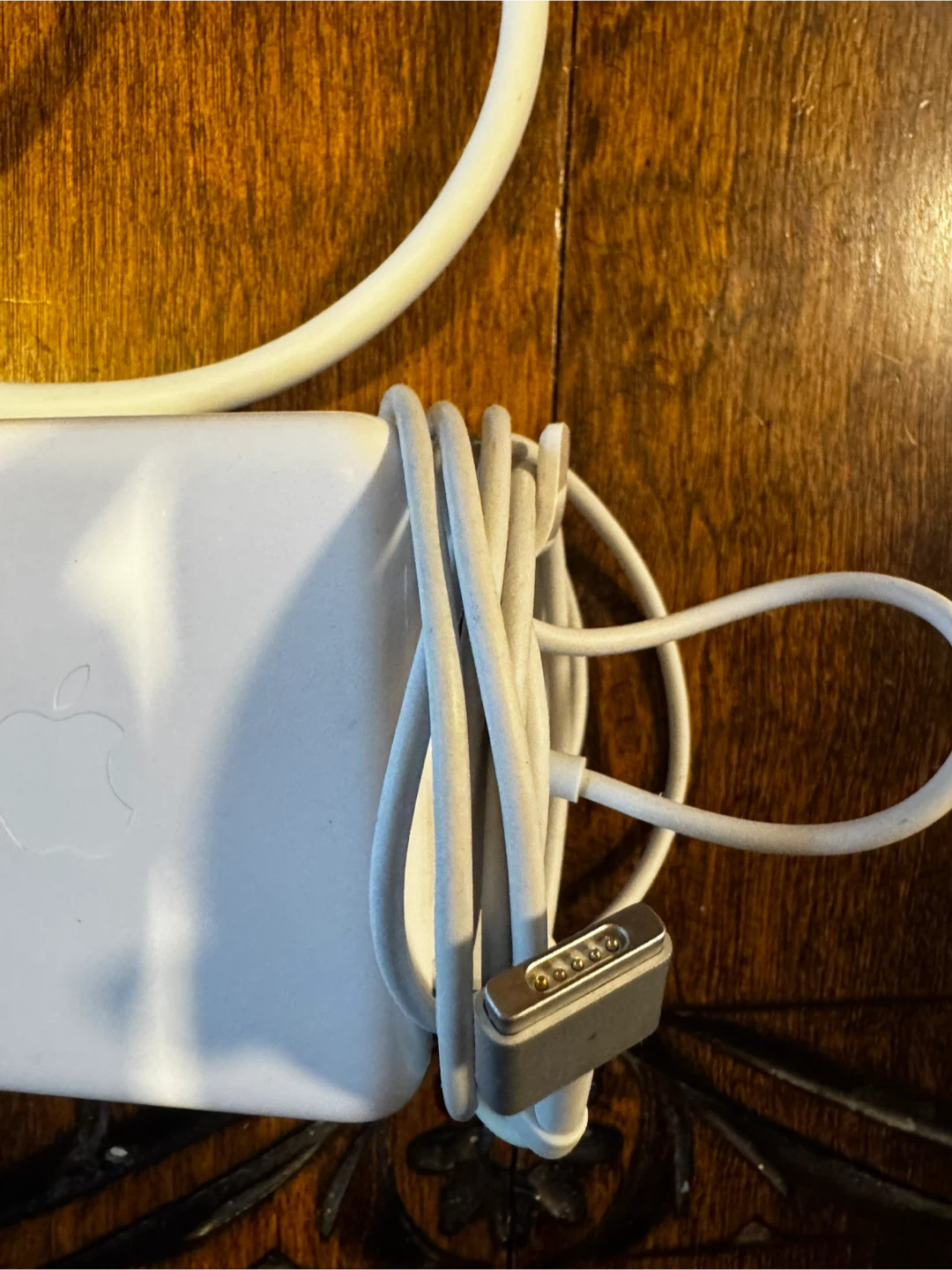 Apple 85w MagSafe Power Adapter - photo 2